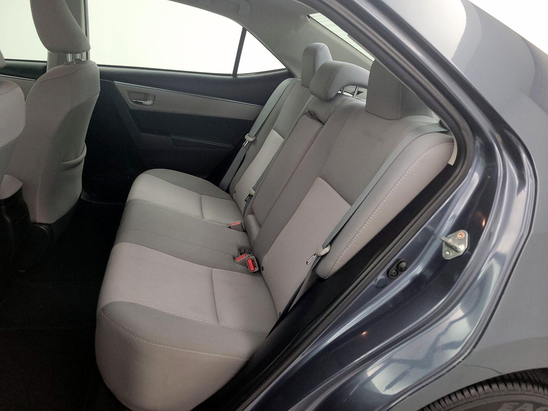 Thumbnail: 2015 Toyota Corolla - 19