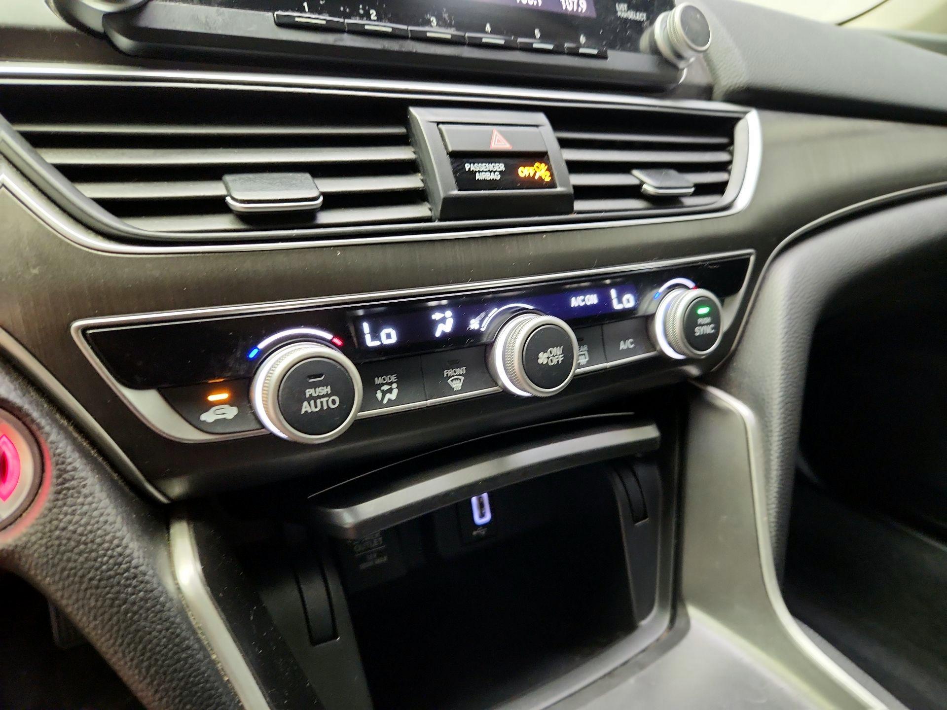 Thumbnail: 2018 Honda Accord - 14