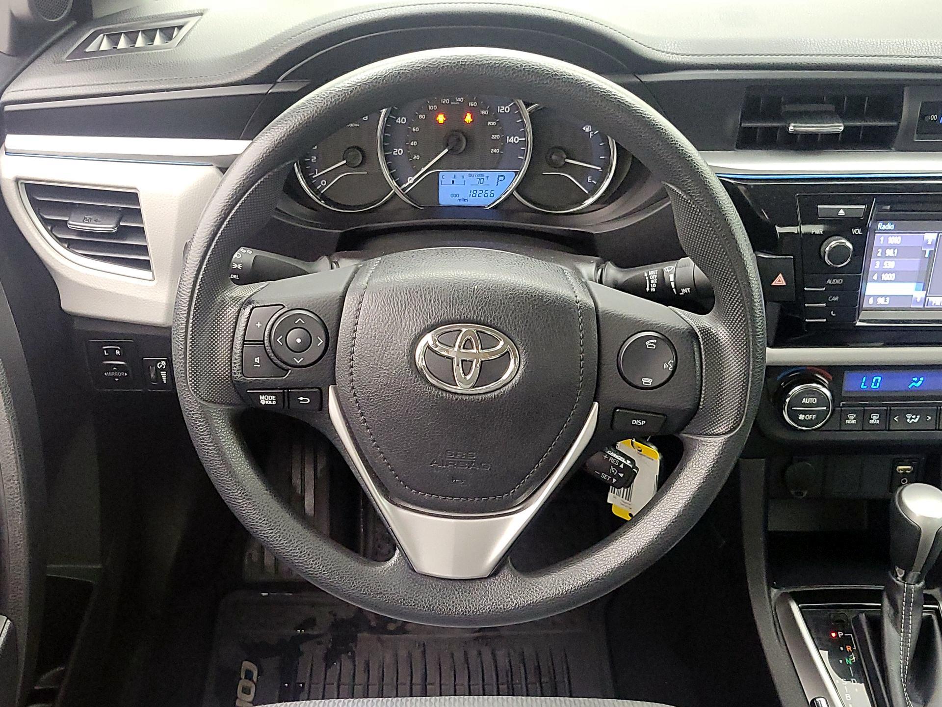 Thumbnail: 2016 Toyota Corolla - 10