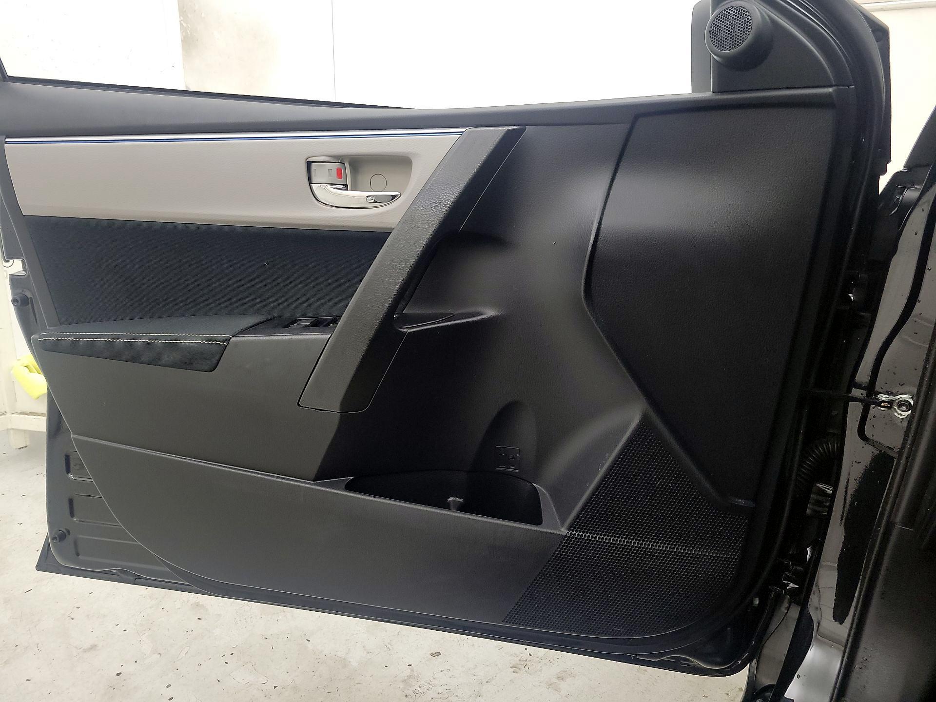 Thumbnail: 2016 Toyota Corolla - 12