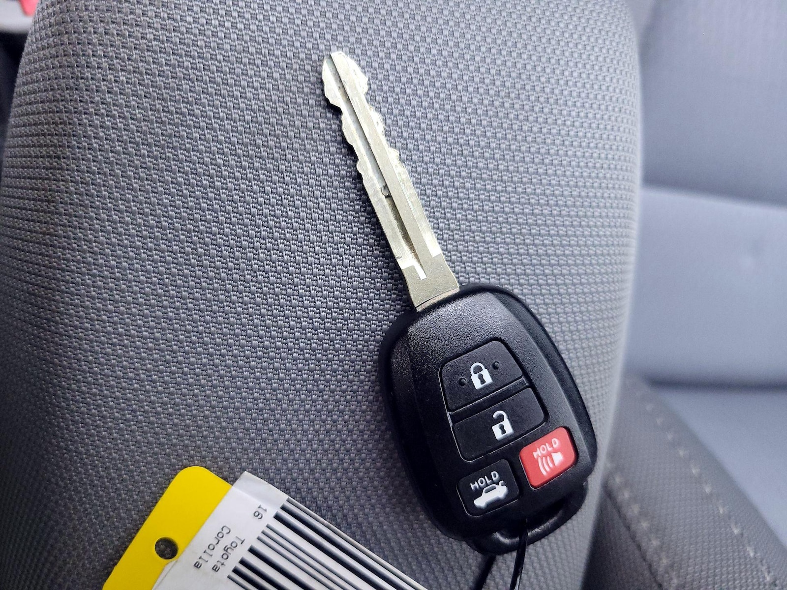 2016 Toyota Corolla LE - Photo 23