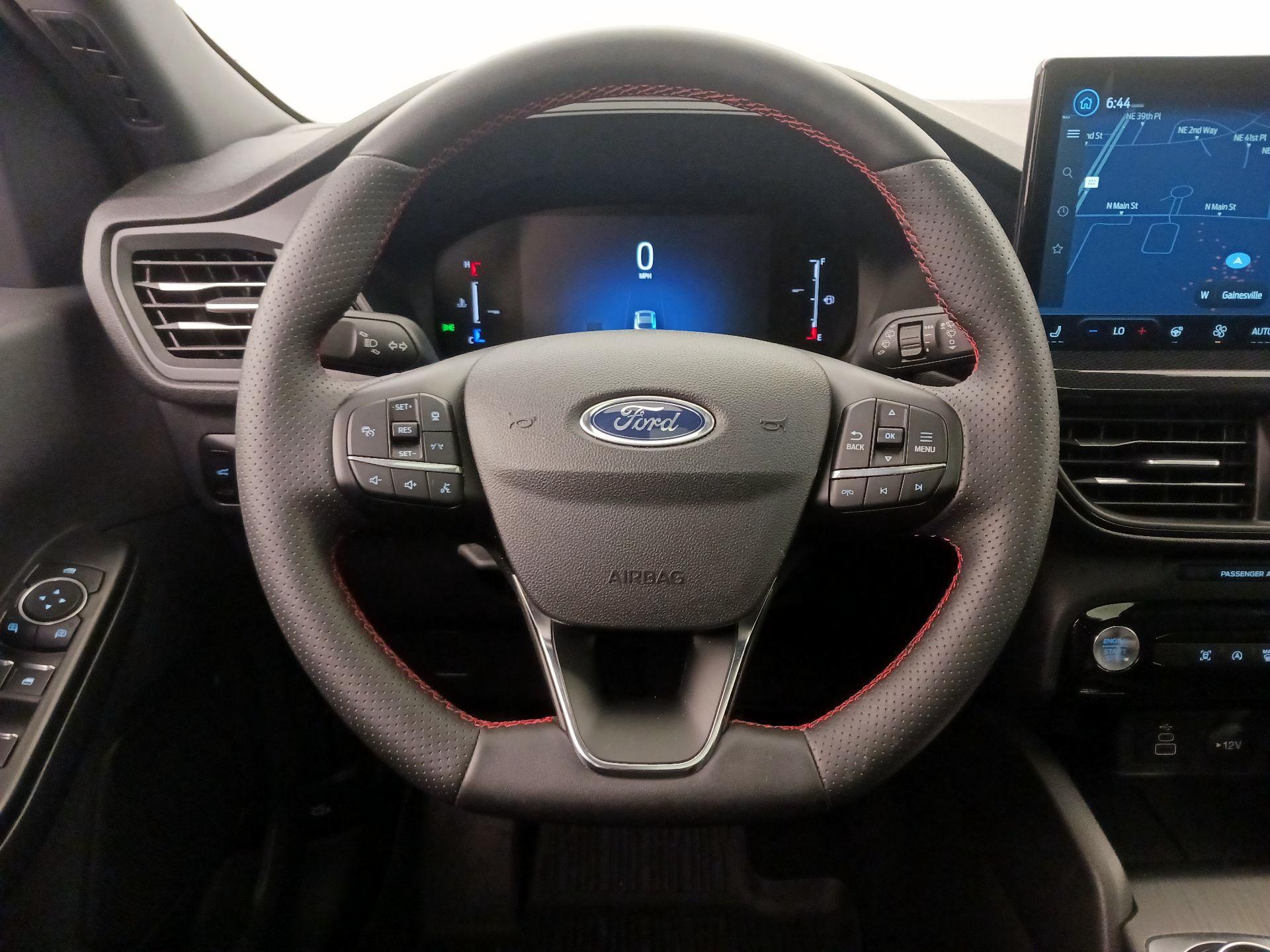 Thumbnail: 2025 Ford Escape - 10