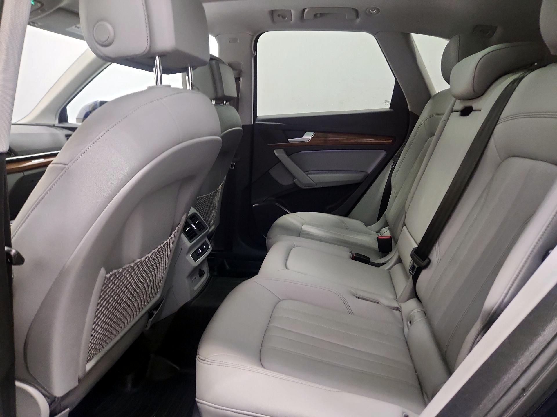 Thumbnail: 2022 Audi Q5 - 20