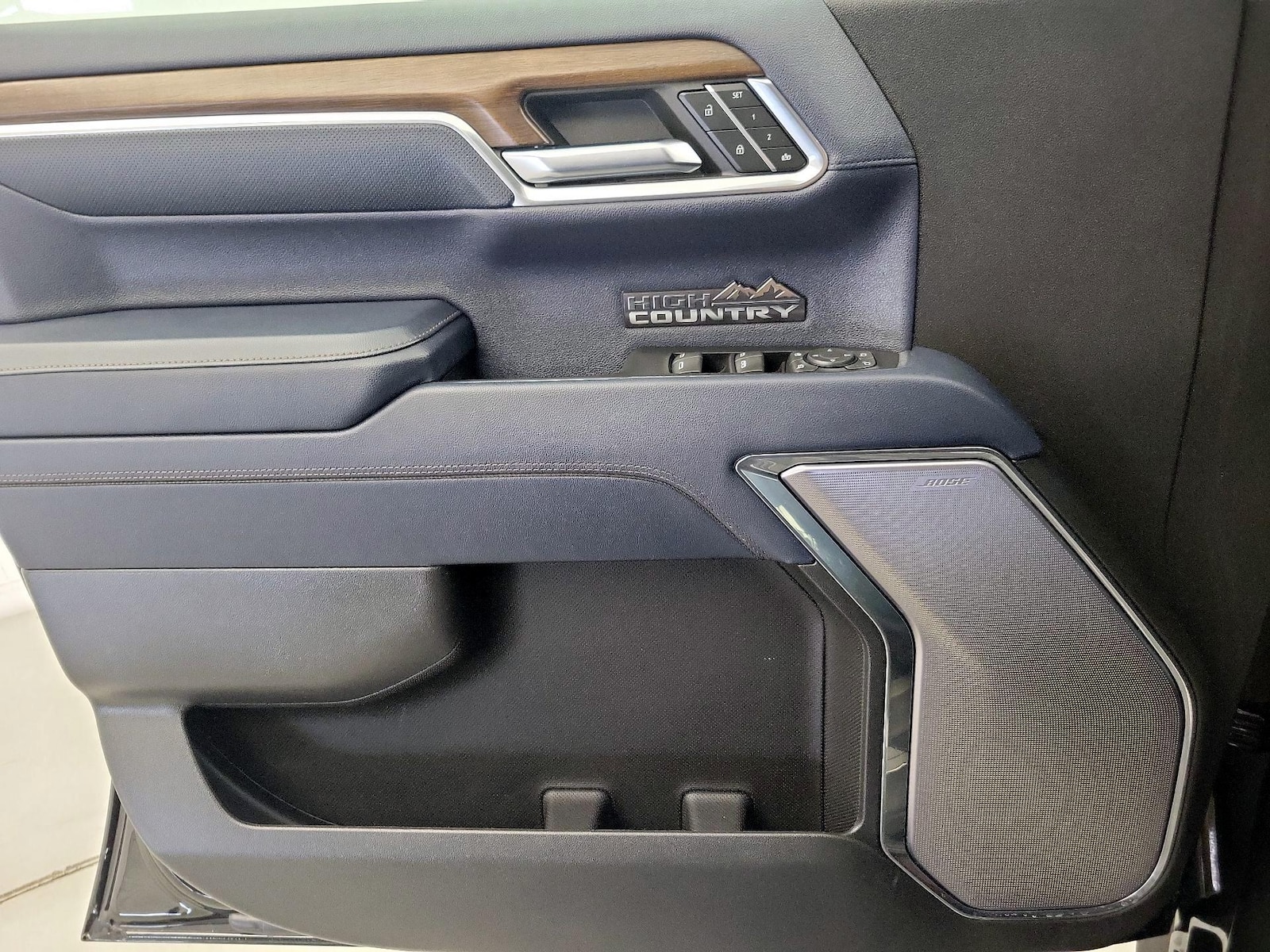 2024 Chevrolet Silverado 1500 High Country - Photo 13