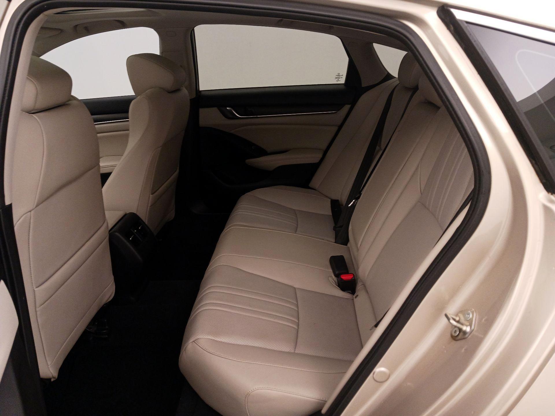 Thumbnail: 2020 Honda Accord - 20