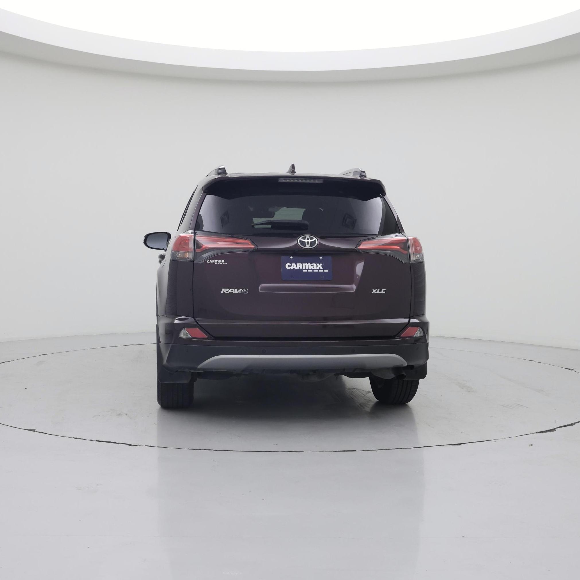 Thumbnail: 2018 Toyota RAV4 - 6