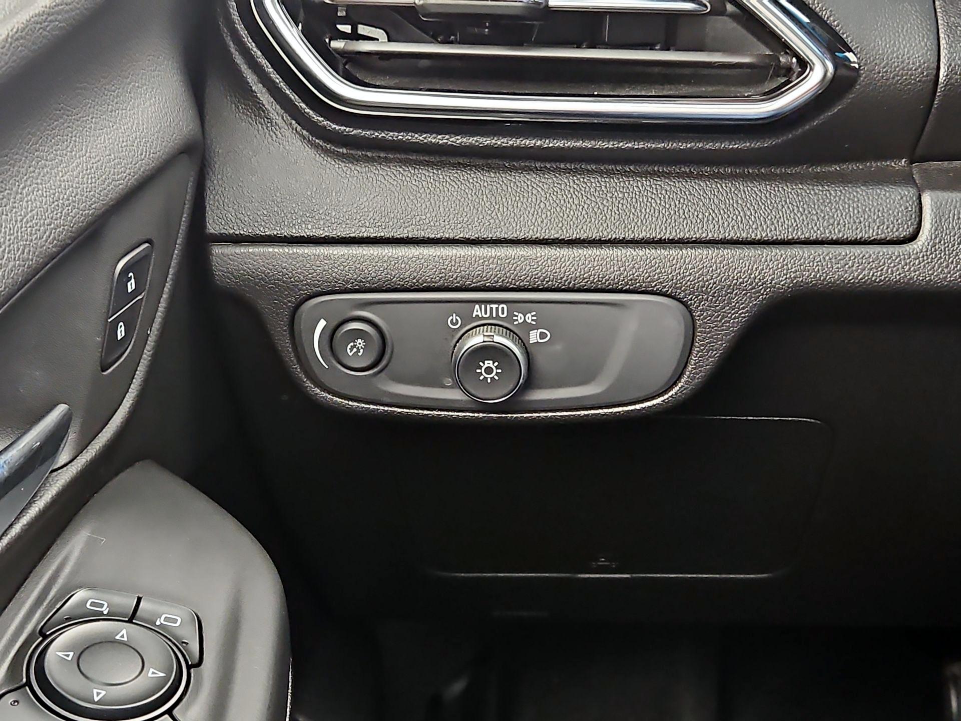 Thumbnail: 2023 Chevrolet Bolt EV - 13