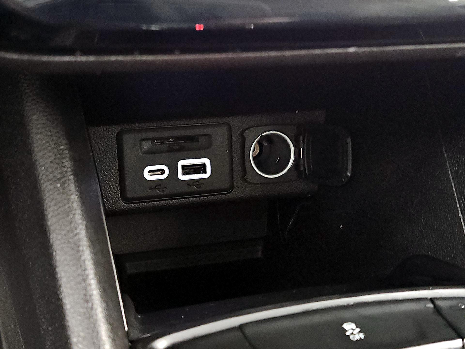 Thumbnail: 2023 Chevrolet Bolt EV - 18