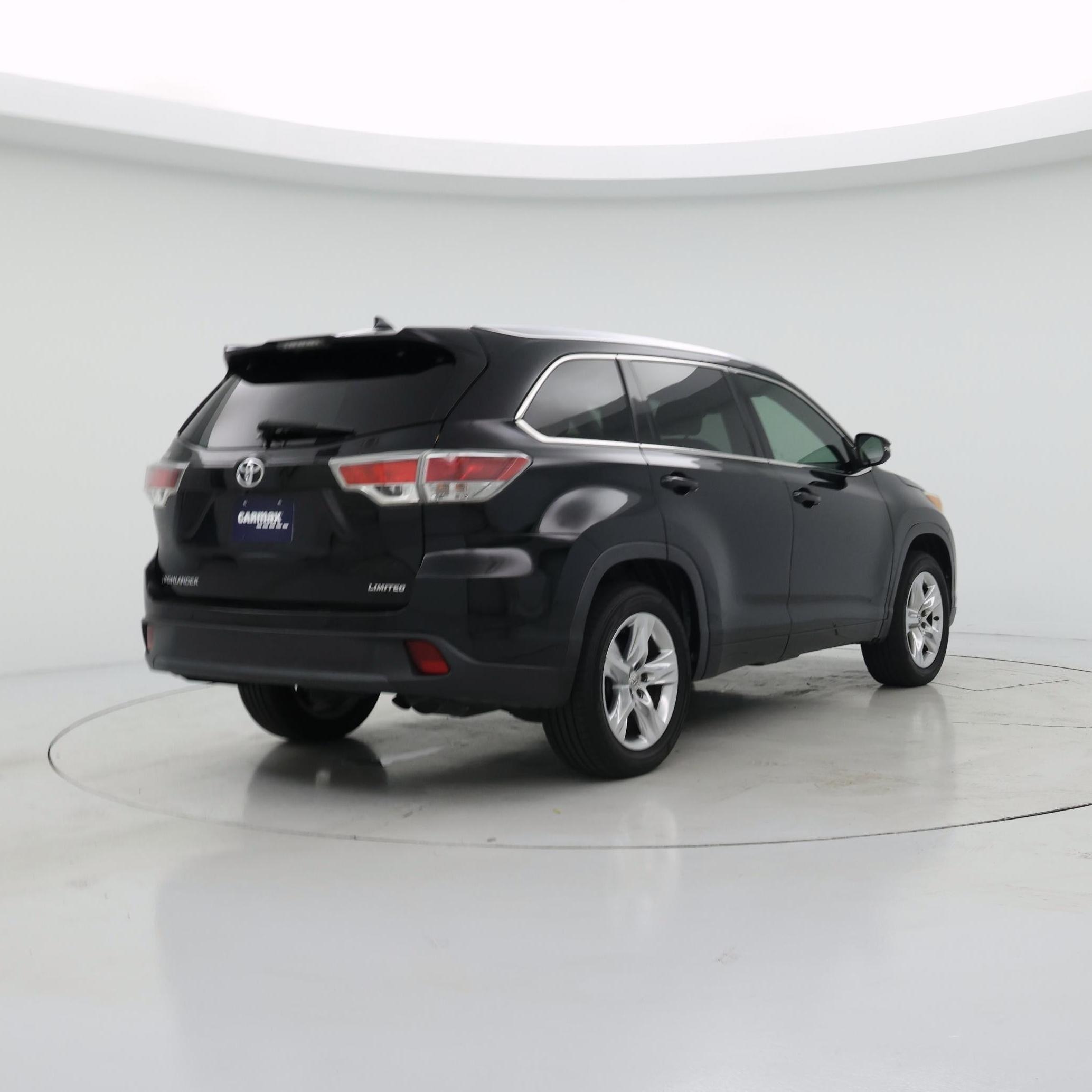 Thumbnail: 2015 Toyota Highlander - 8
