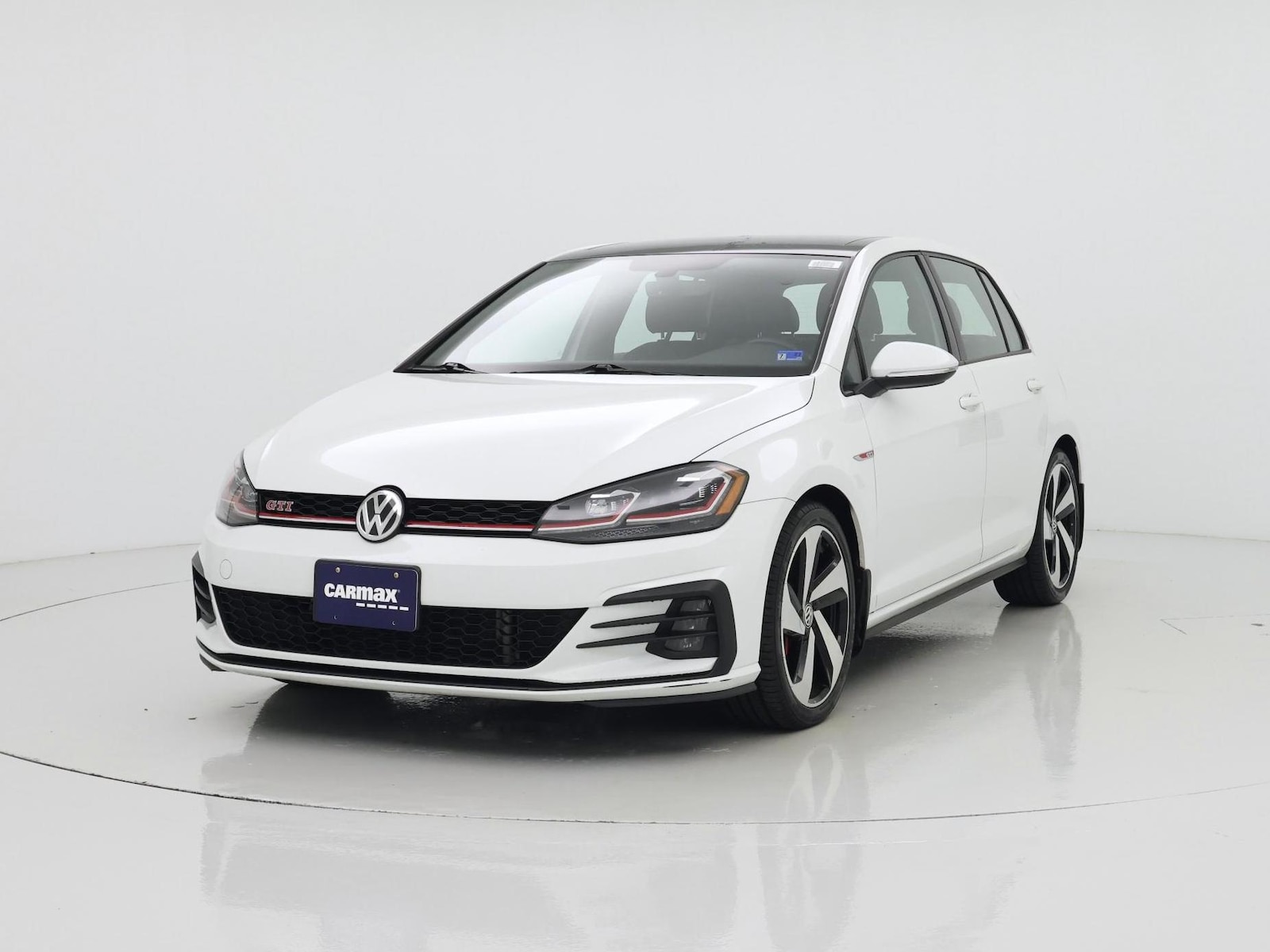 2019 Volkswagen Golf GTI SE - Photo 5