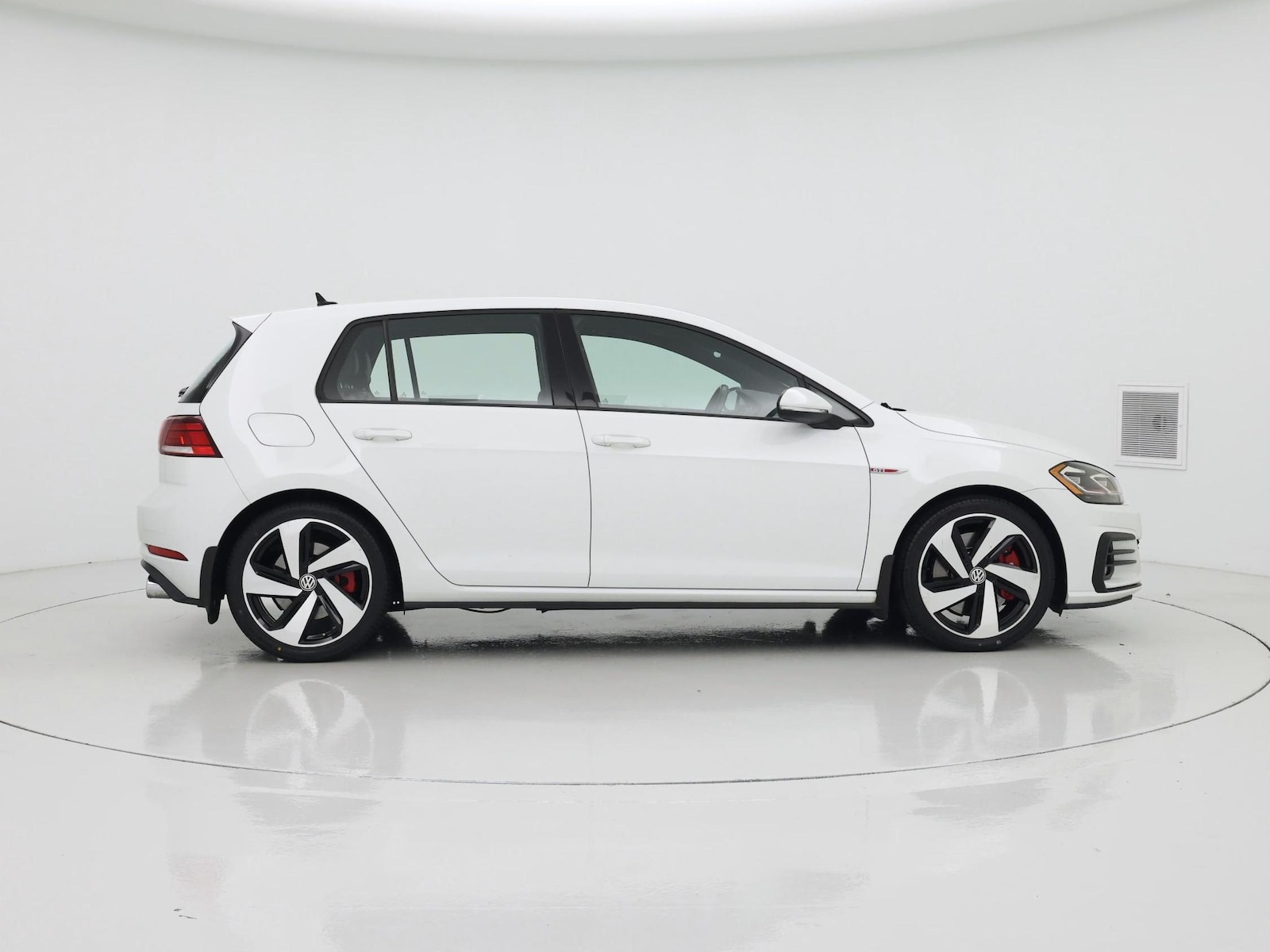 2019 Volkswagen Golf GTI SE - Photo 8