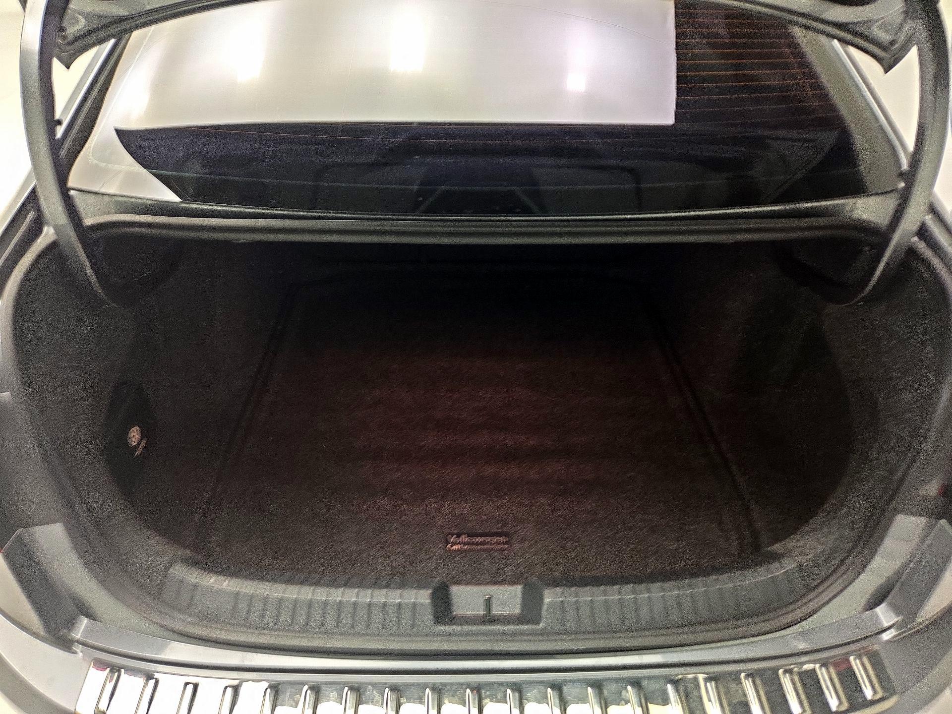 Thumbnail: 2019 Volkswagen Jetta - 17