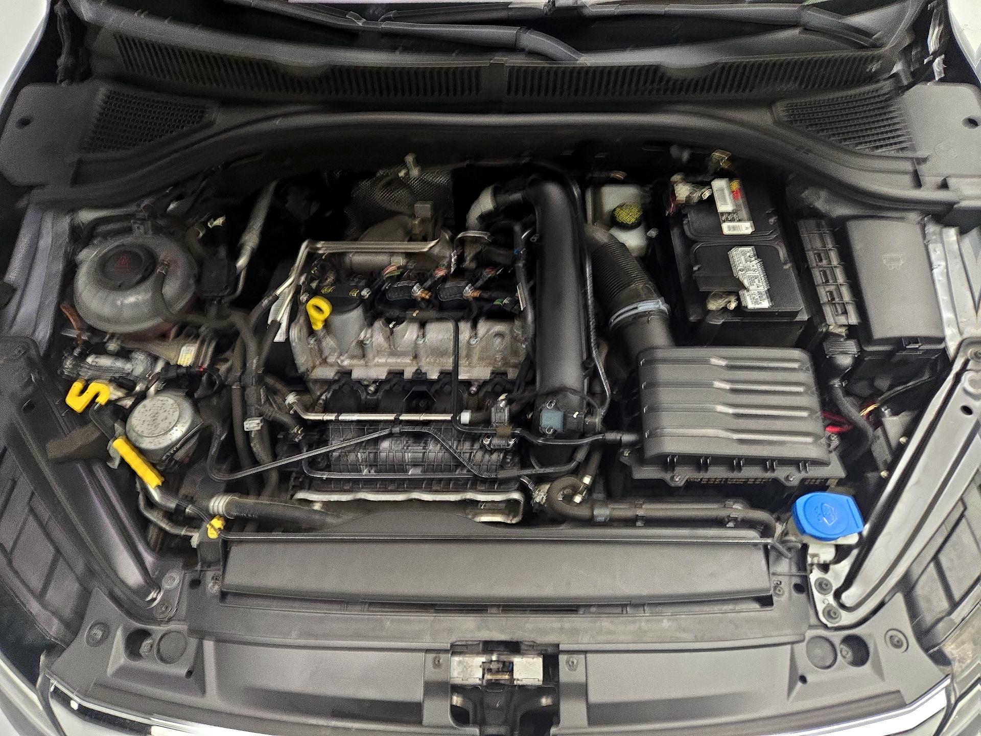 Thumbnail: 2019 Volkswagen Jetta - 18