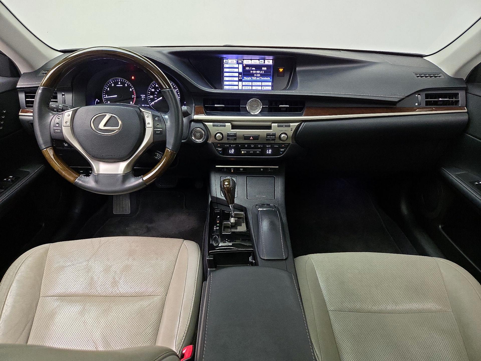 Thumbnail: 2014 Lexus ES - 9