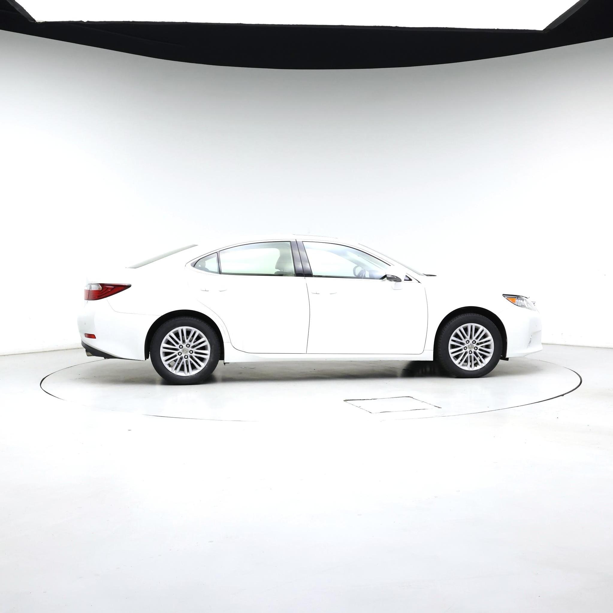 Thumbnail: 2014 Lexus ES - 7