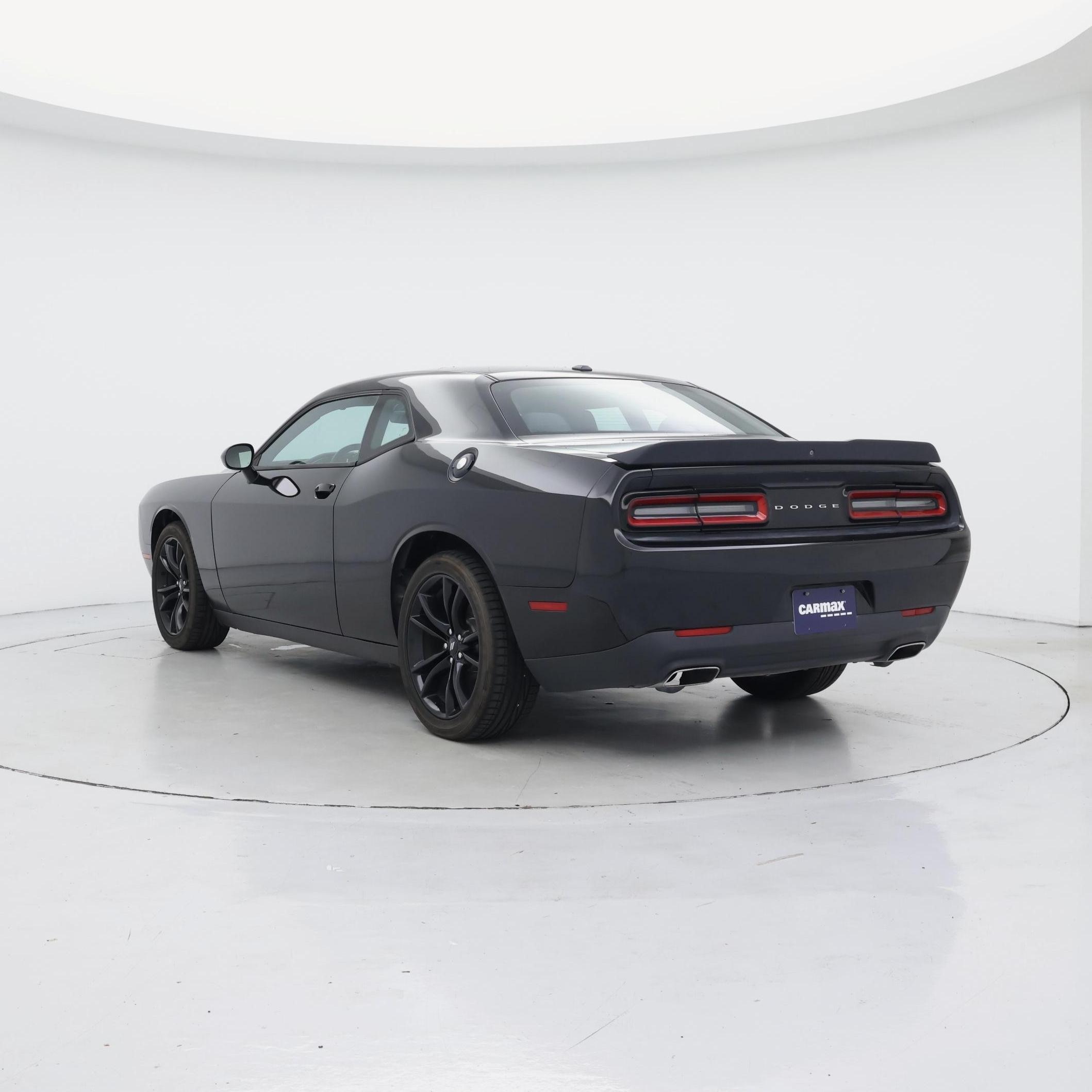 Thumbnail: 2017 Dodge Challenger - 2