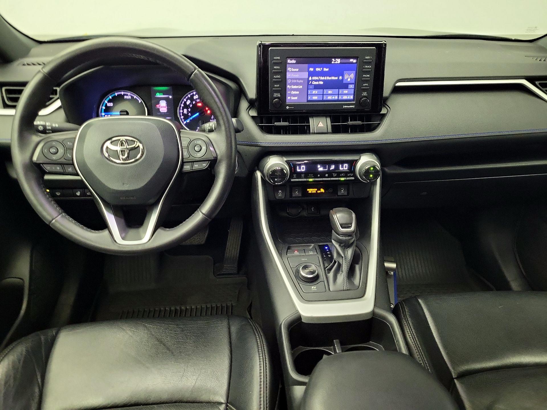 Thumbnail: 2022 Toyota RAV4 - 9