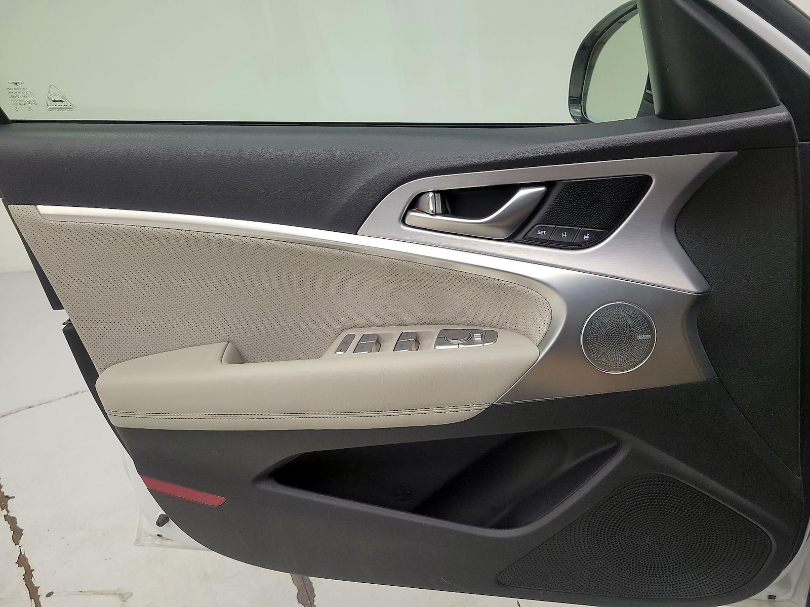 2020 GENESIS G70 Standard - Photo 13
