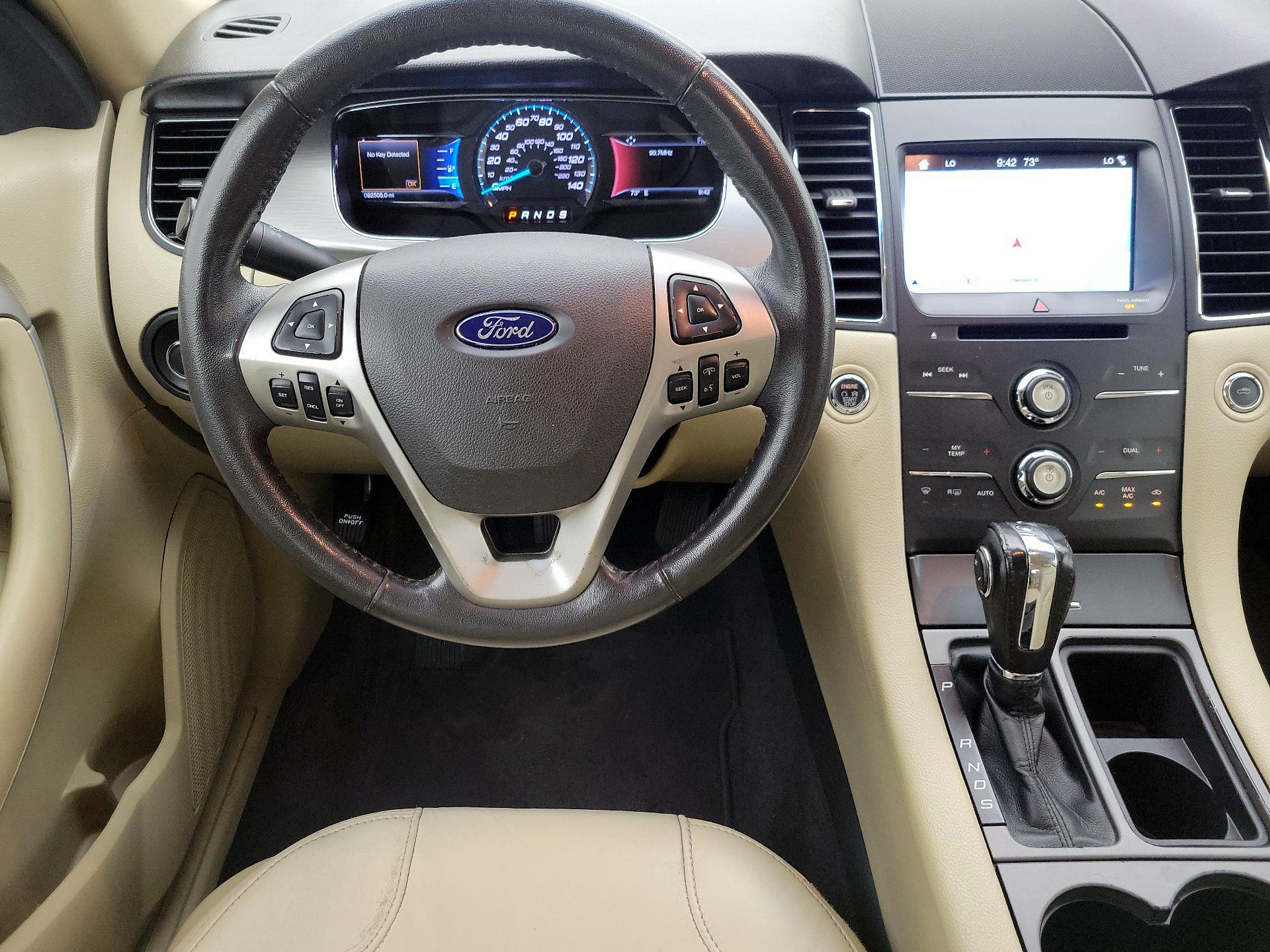 Thumbnail: 2018 Ford Taurus - 10