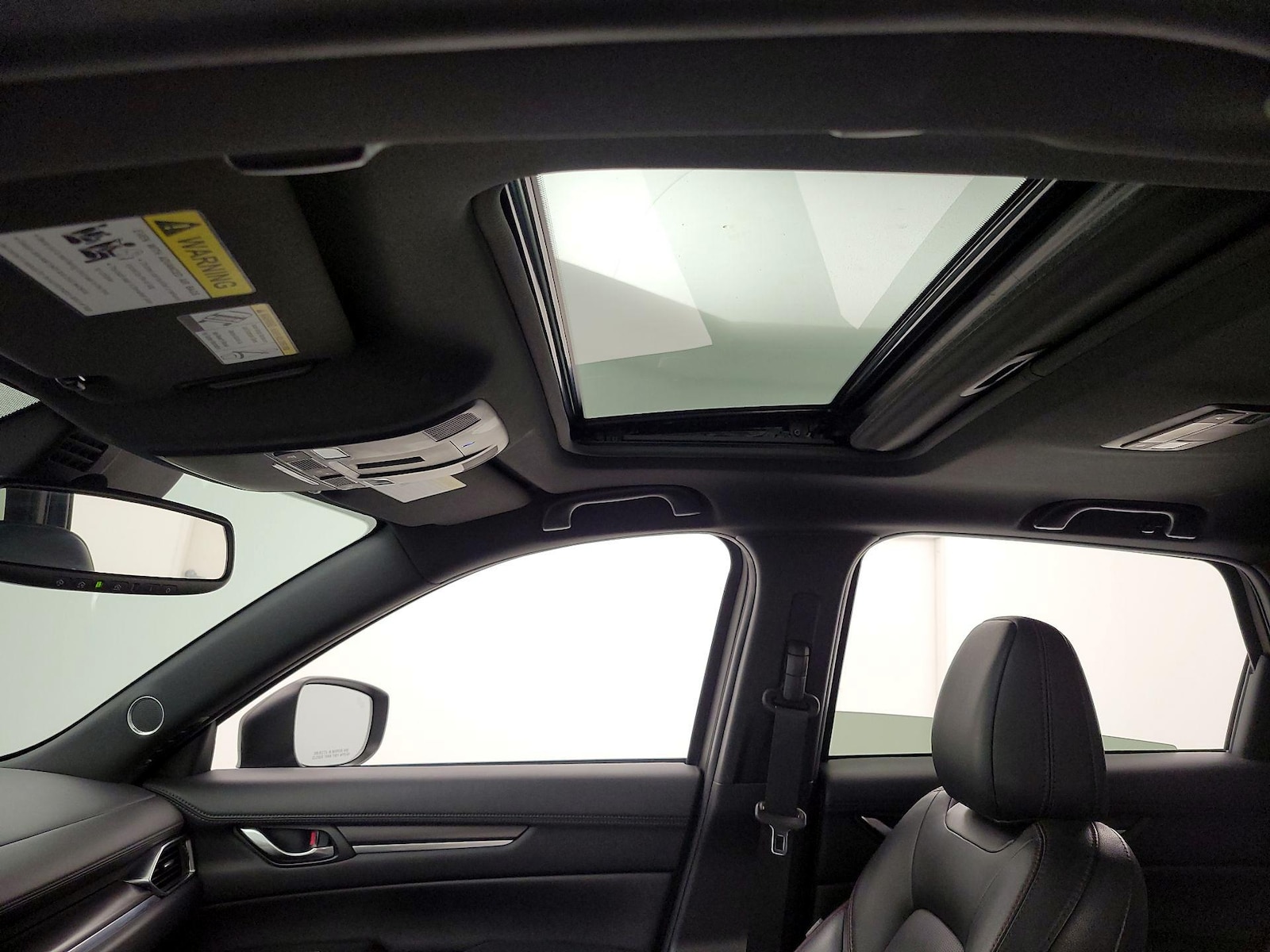 Sunroof(s) & Overhead Airbags
