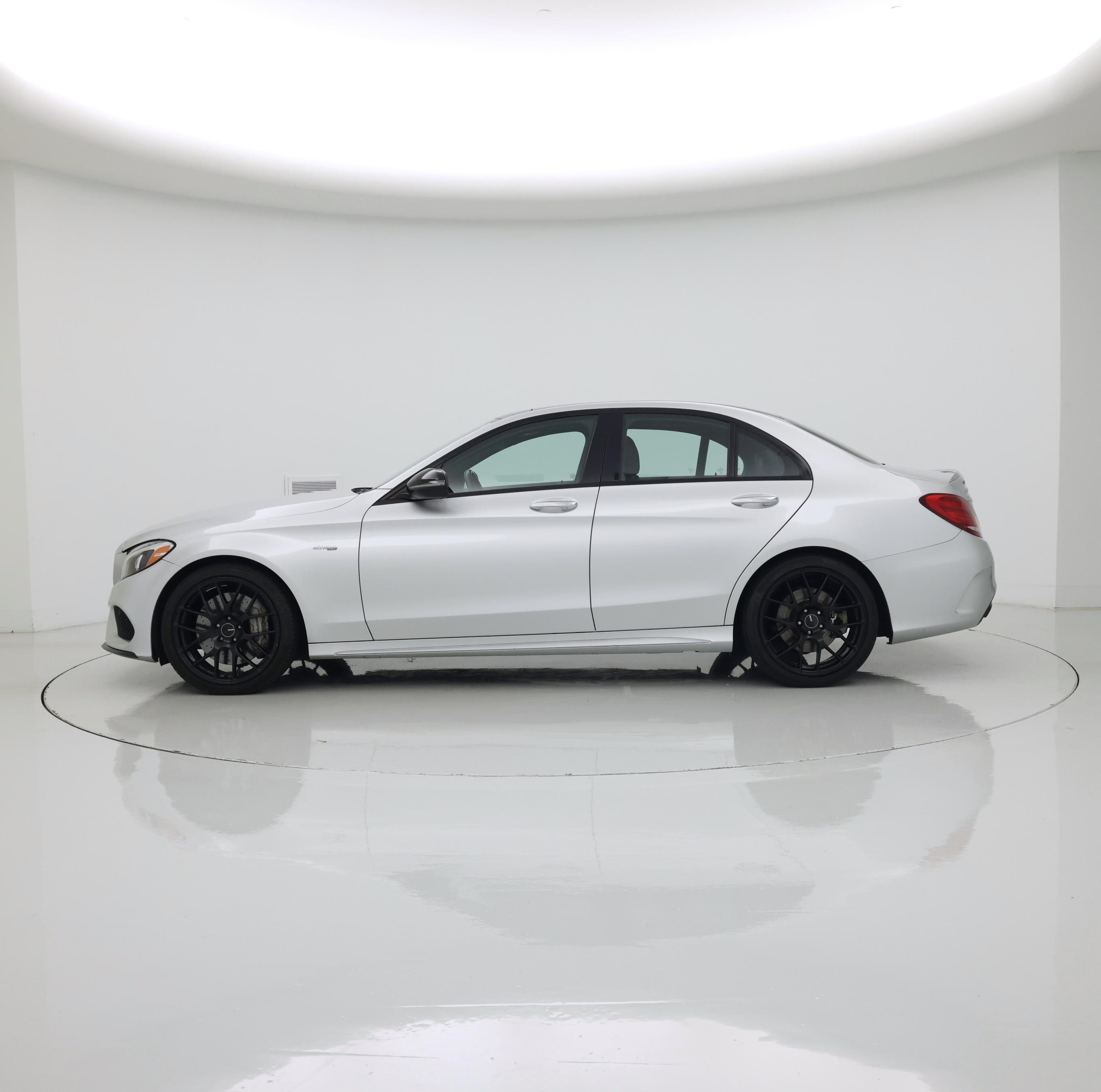 Thumbnail: 2018 Mercedes-Benz C-Class - 3