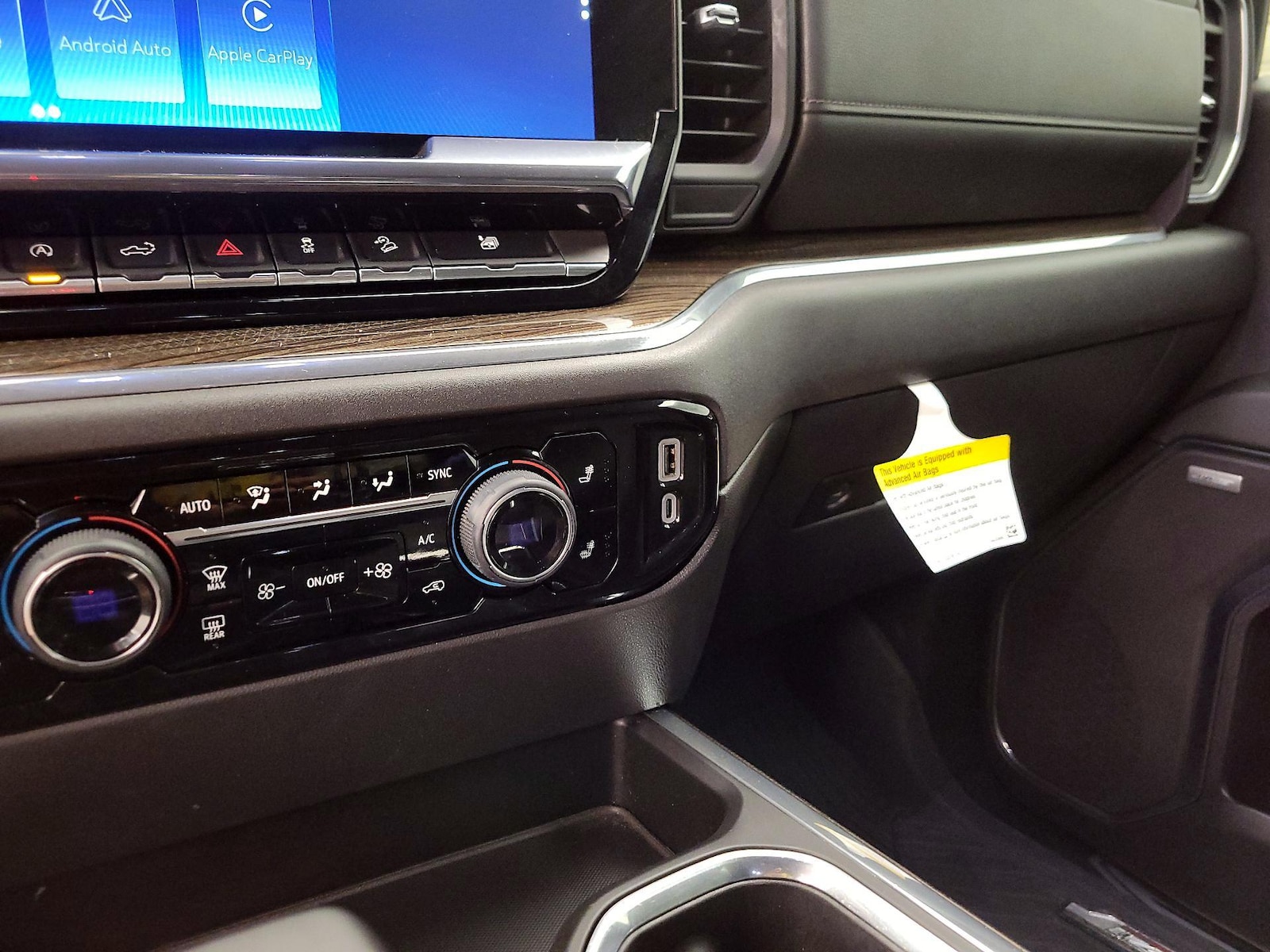 2023 Chevrolet Silverado 1500 LT Trail Boss - Photo 19