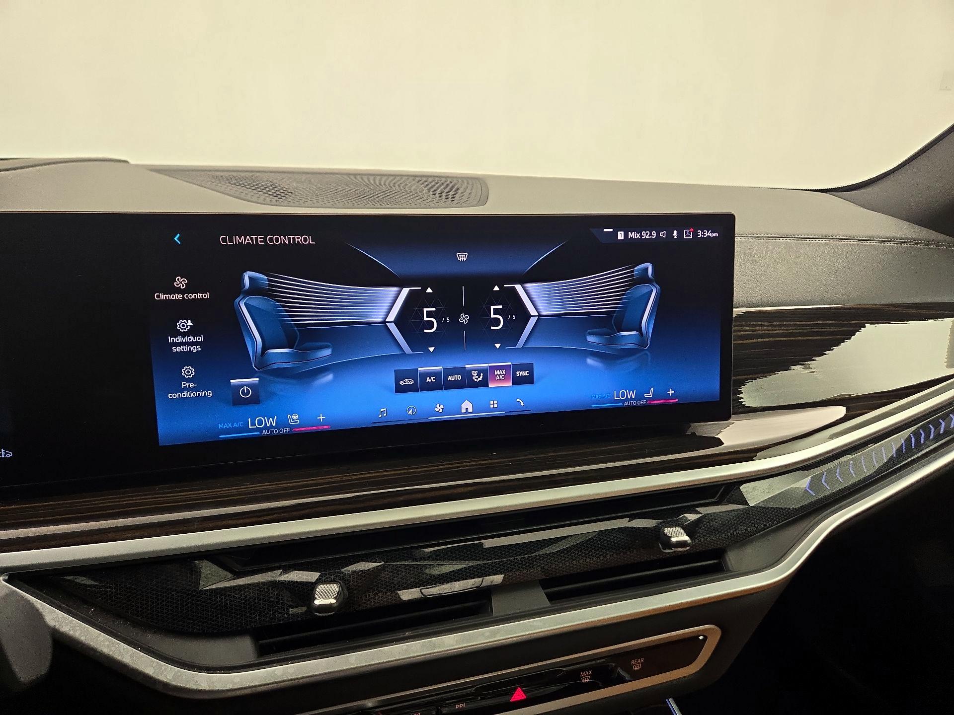 Thumbnail: 2024 BMW X5 - 15