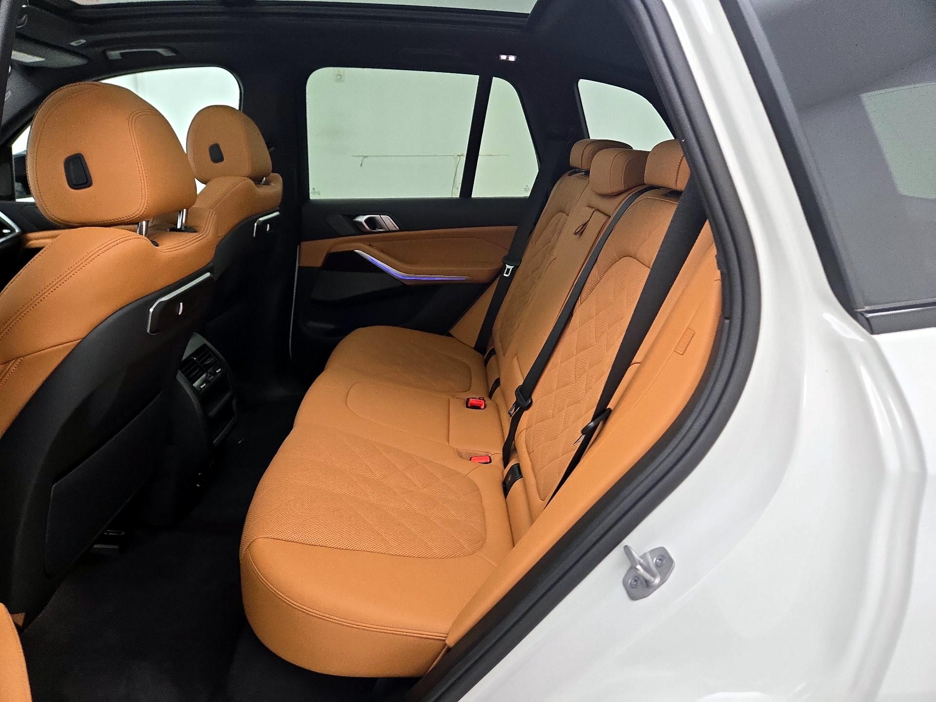 Thumbnail: 2024 BMW X5 - 19