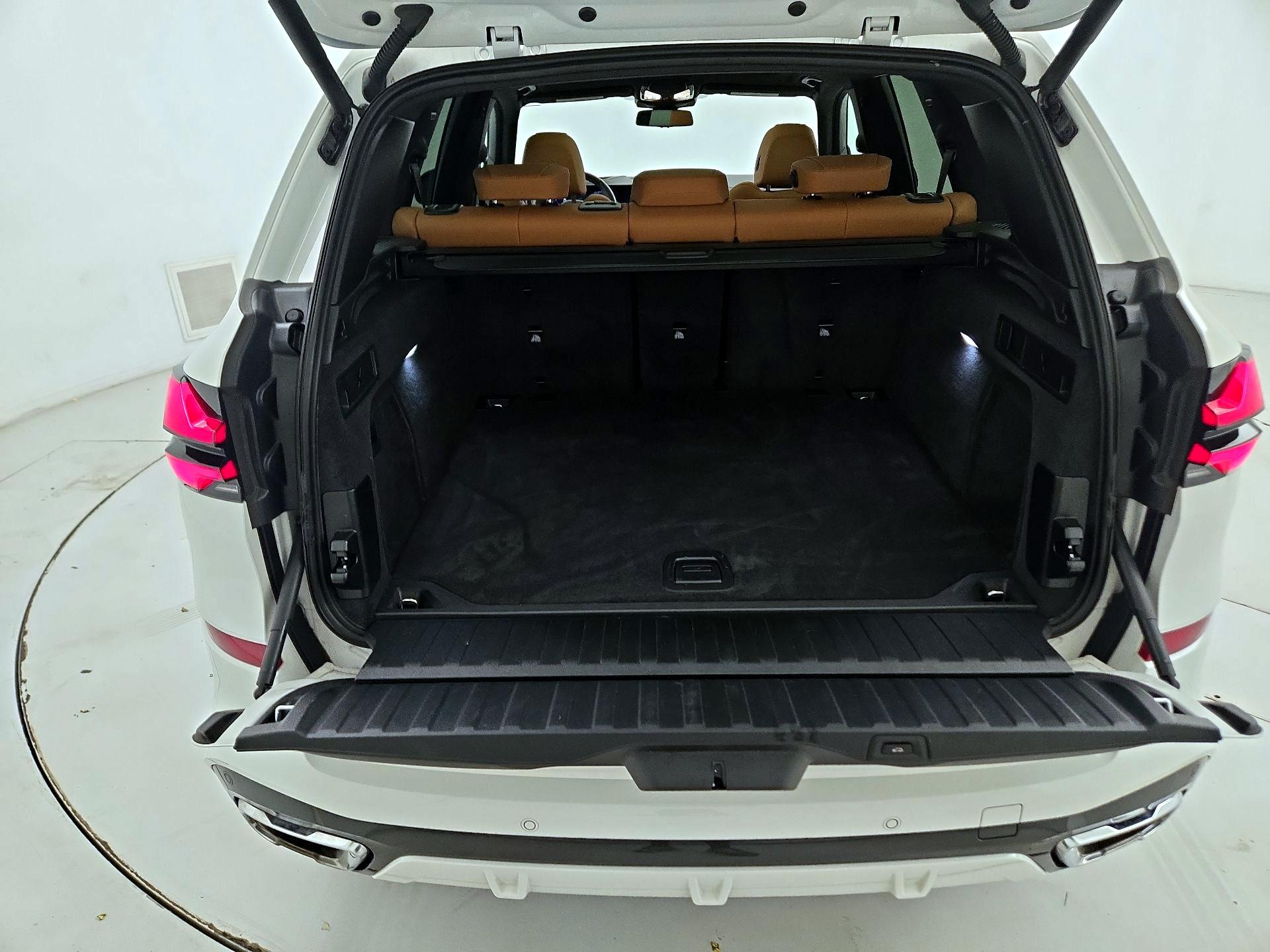 Thumbnail: 2024 BMW X5 - 20