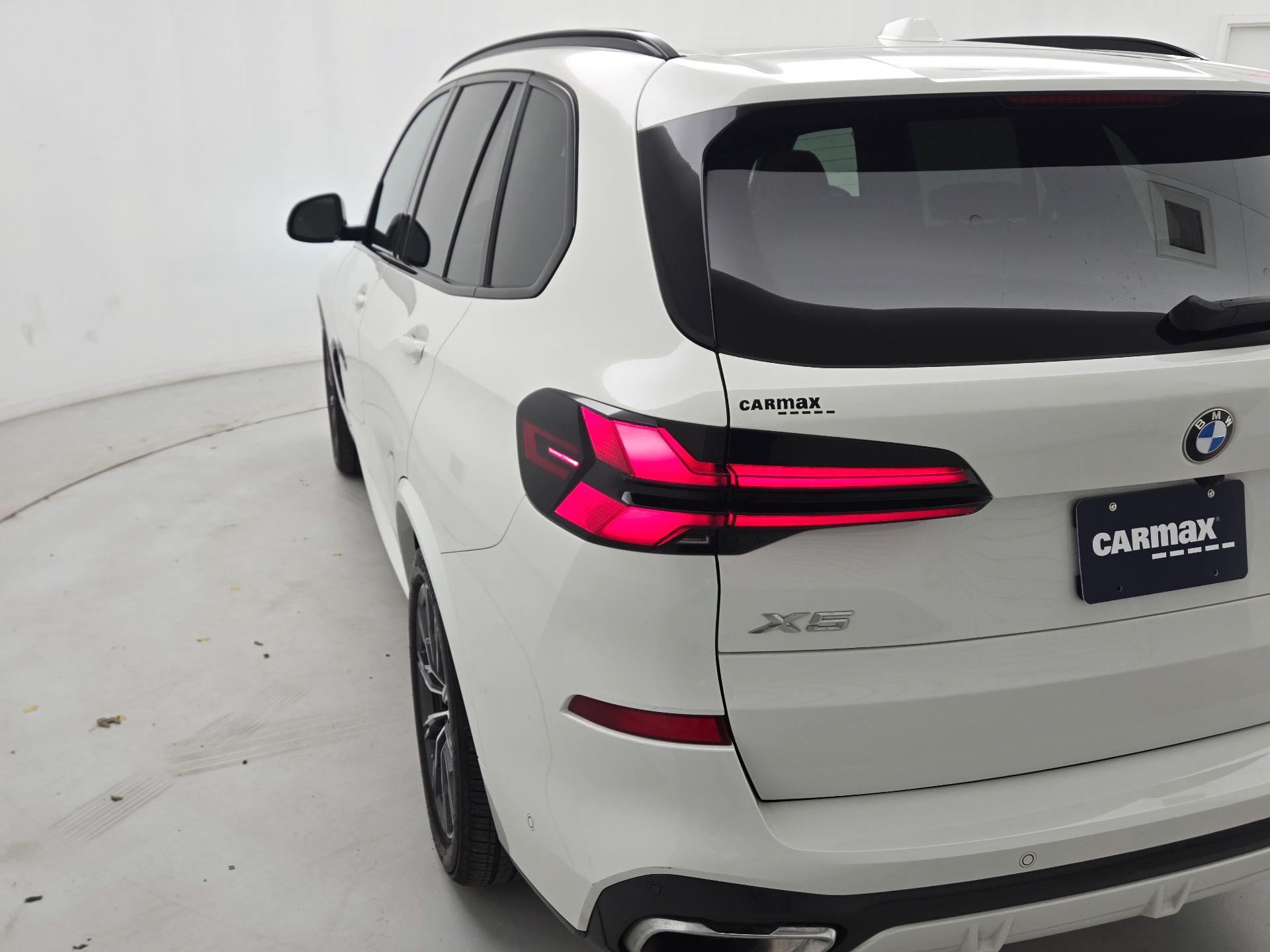 Thumbnail: 2024 BMW X5 - 7