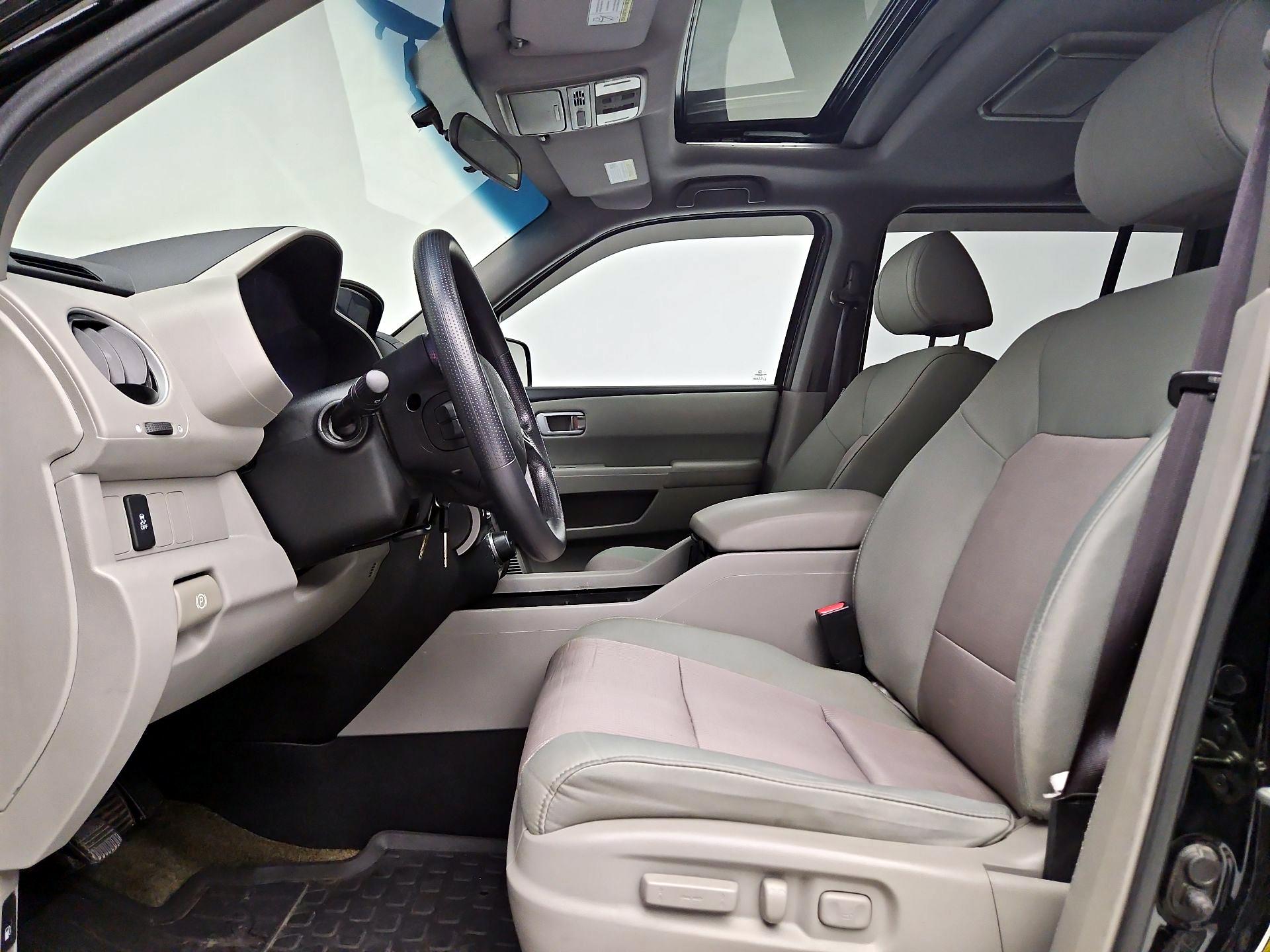 Thumbnail: 2015 Honda Pilot - 11