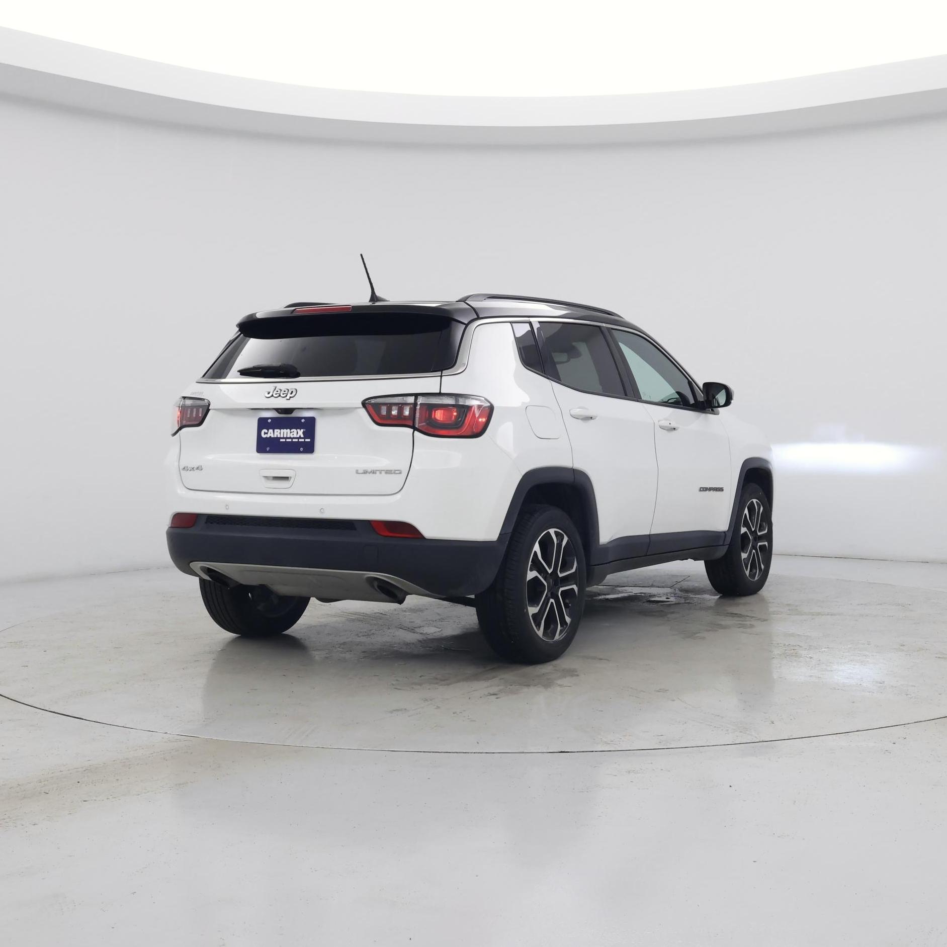 Thumbnail: 2023 Jeep Compass - 8