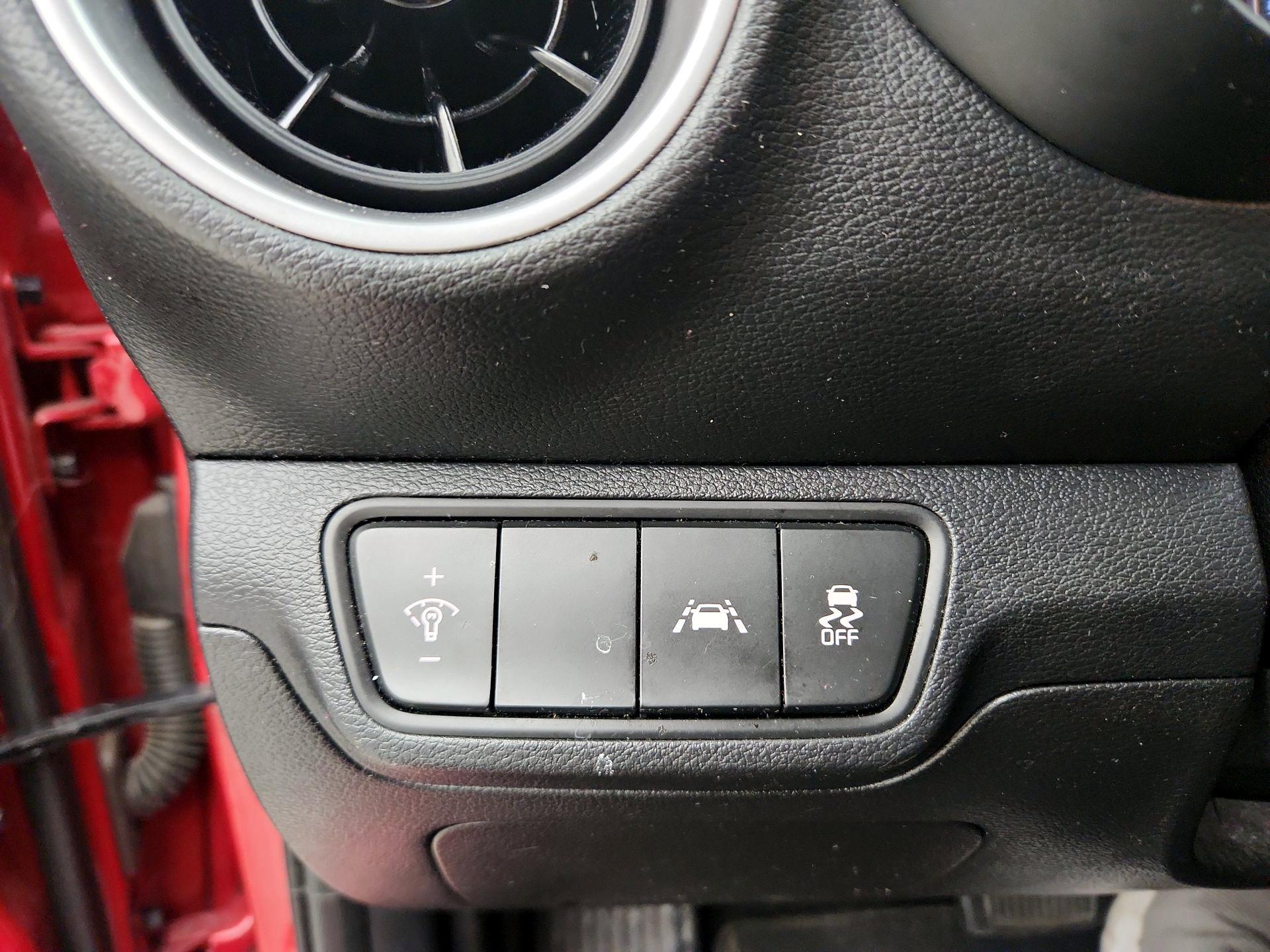 Thumbnail: 2021 Kia Forte - 13