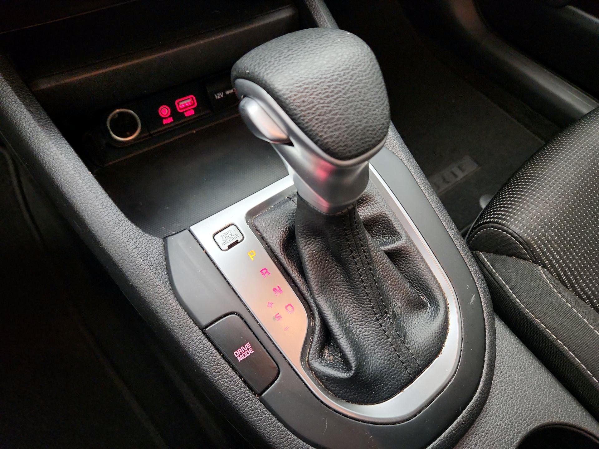 Thumbnail: 2021 Kia Forte - 17