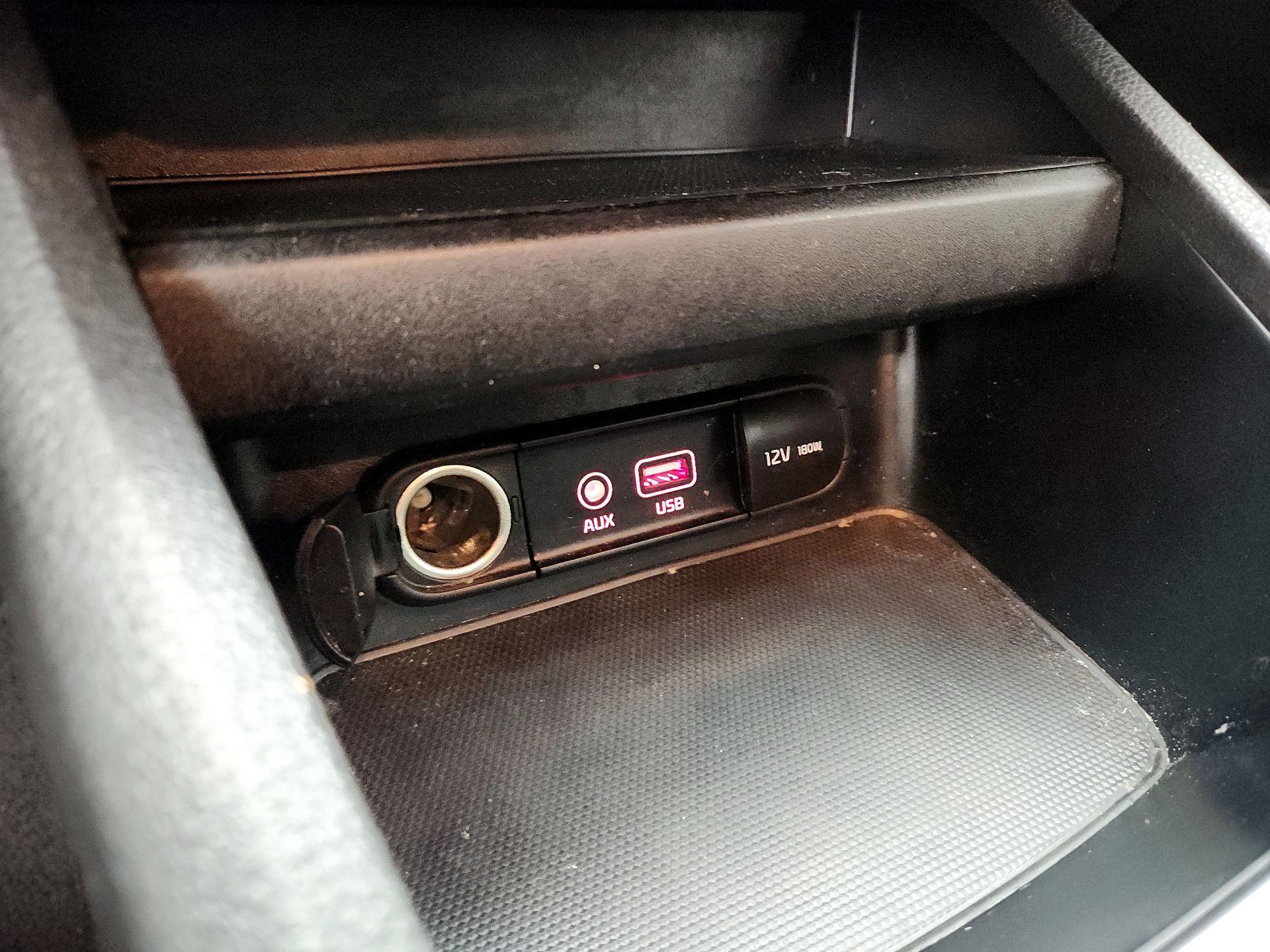 Thumbnail: 2021 Kia Forte - 18
