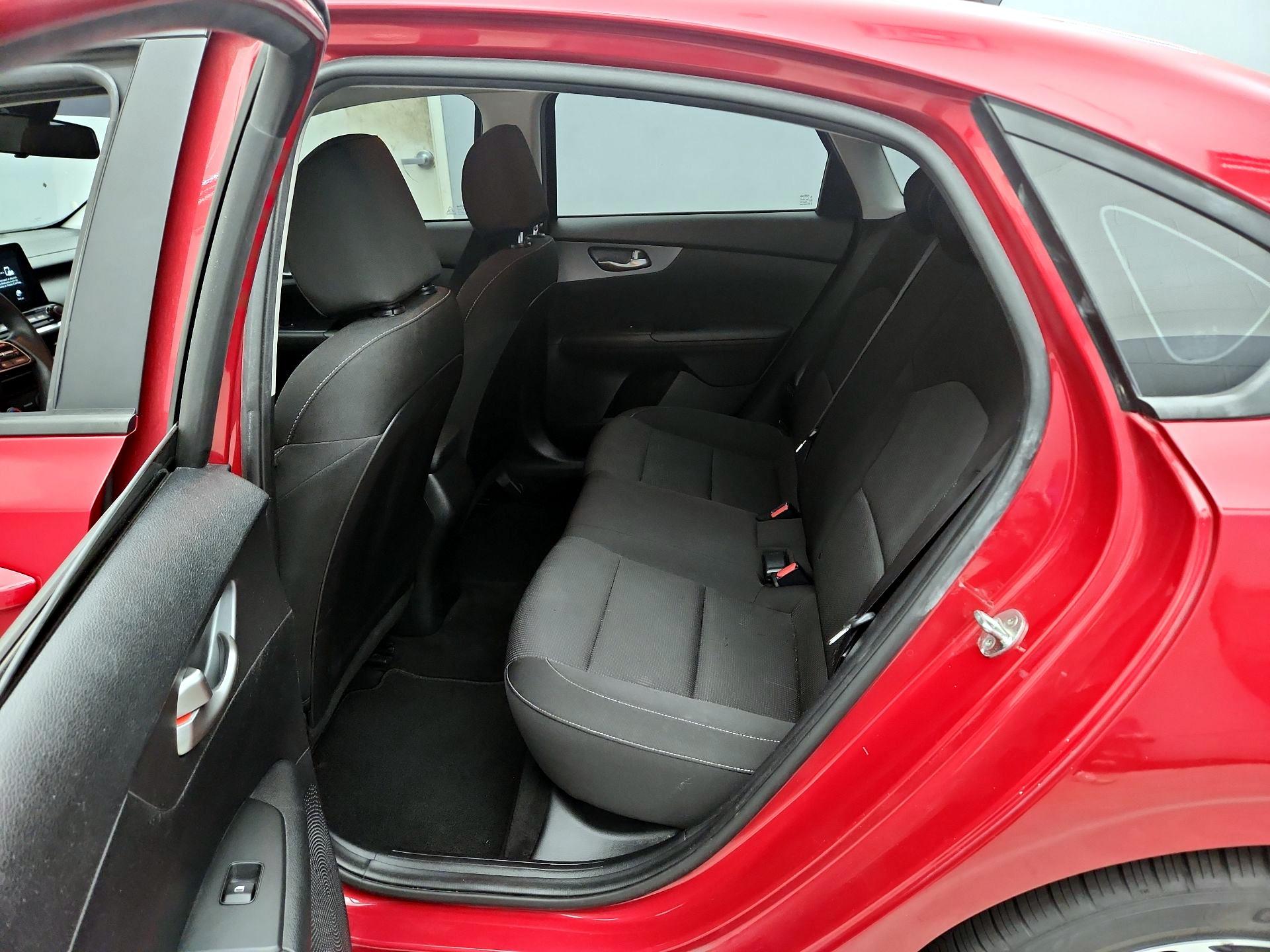 Thumbnail: 2021 Kia Forte - 19