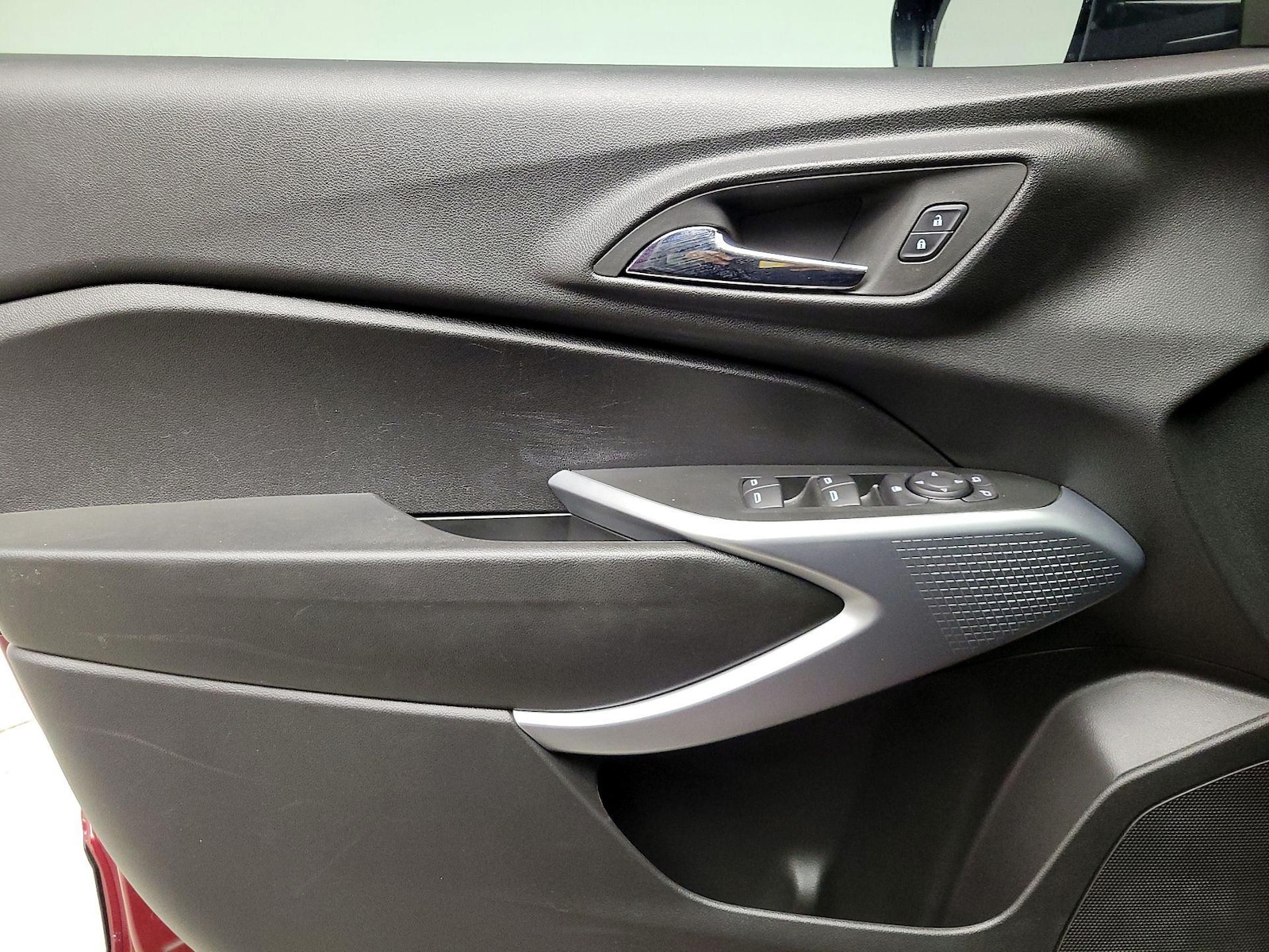 2024 Chevrolet Trax LS - Photo 13