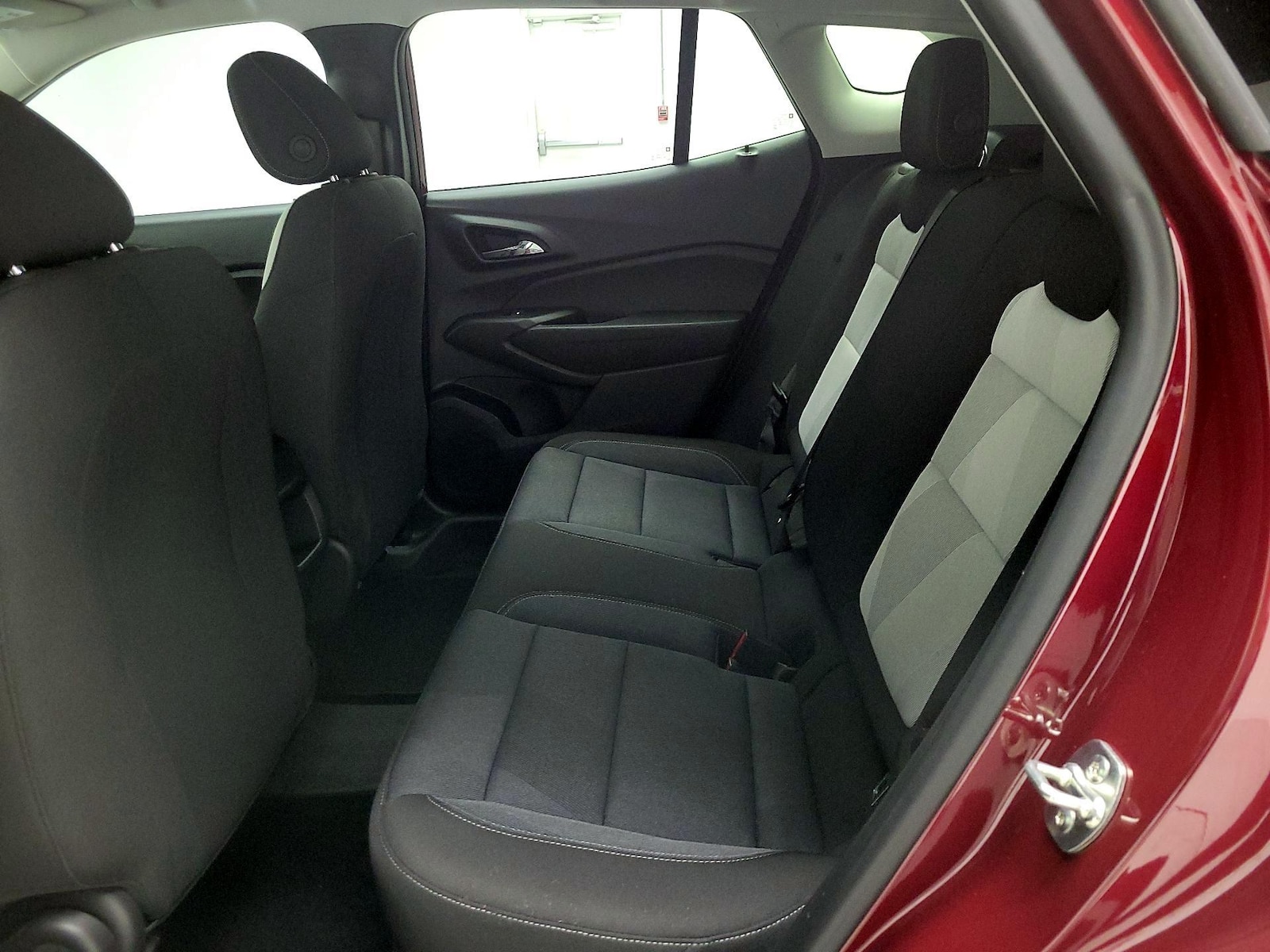 2024 Chevrolet Trax LS - Photo 20