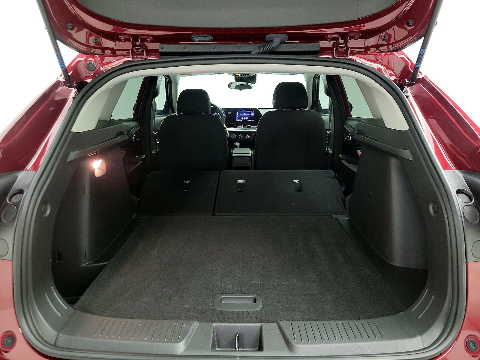 2024 Chevrolet Trax LS - Photo 22