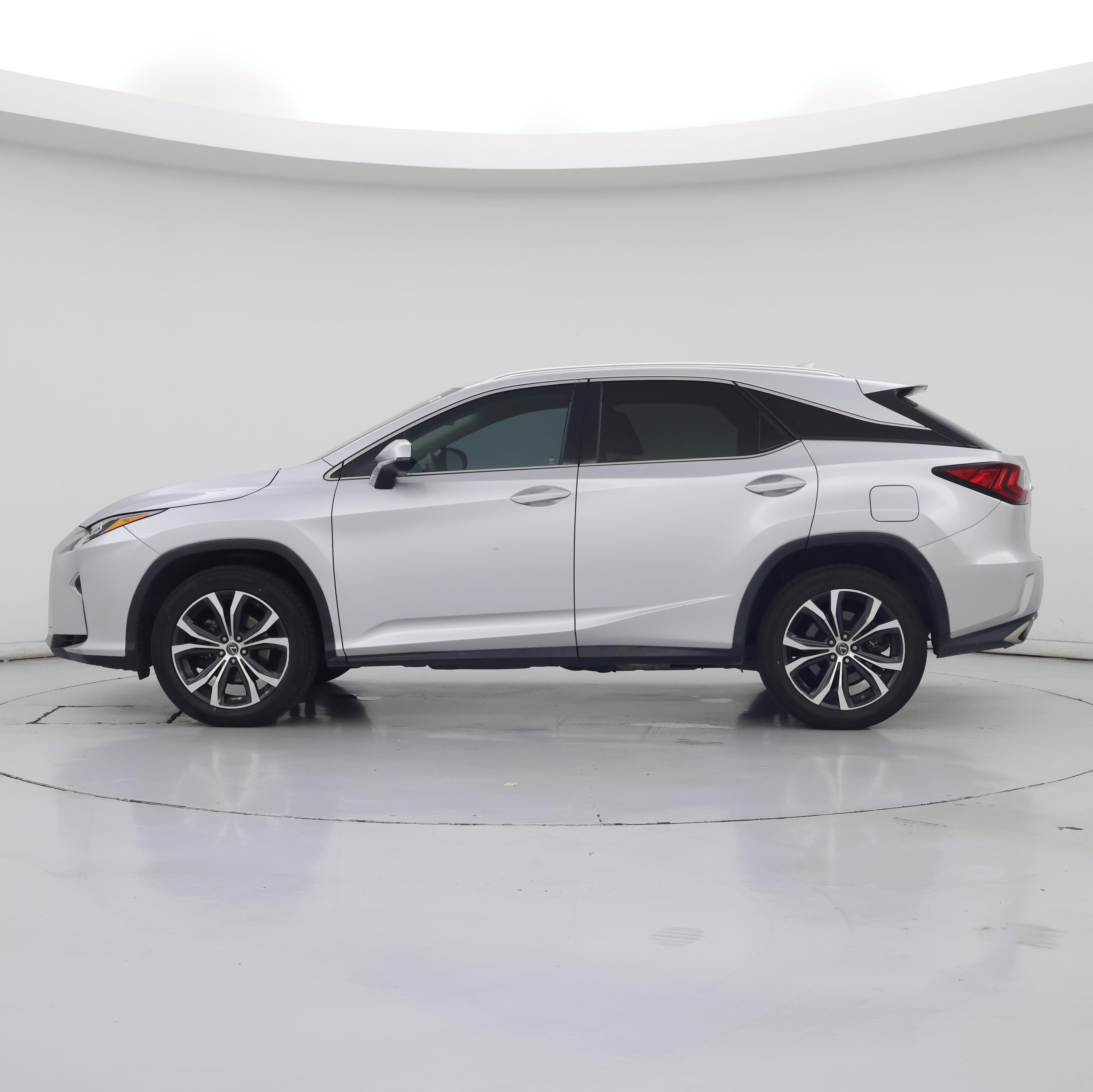 Thumbnail: 2018 Lexus RX - 3