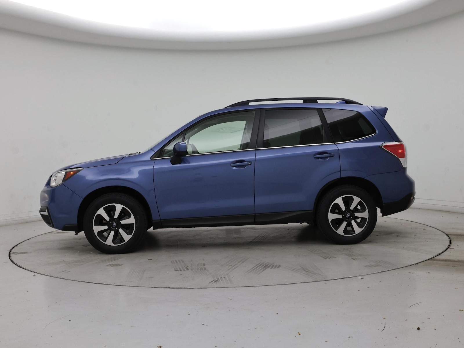 2018 Subaru Forester Limited - Photo 4