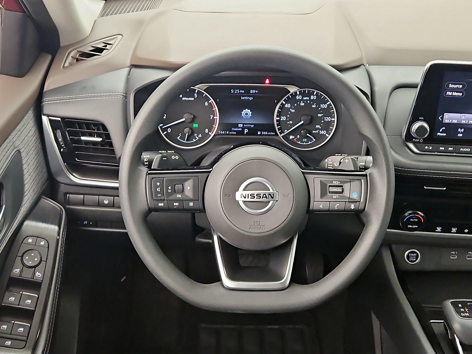 Thumbnail: 2021 Nissan Rogue - 10