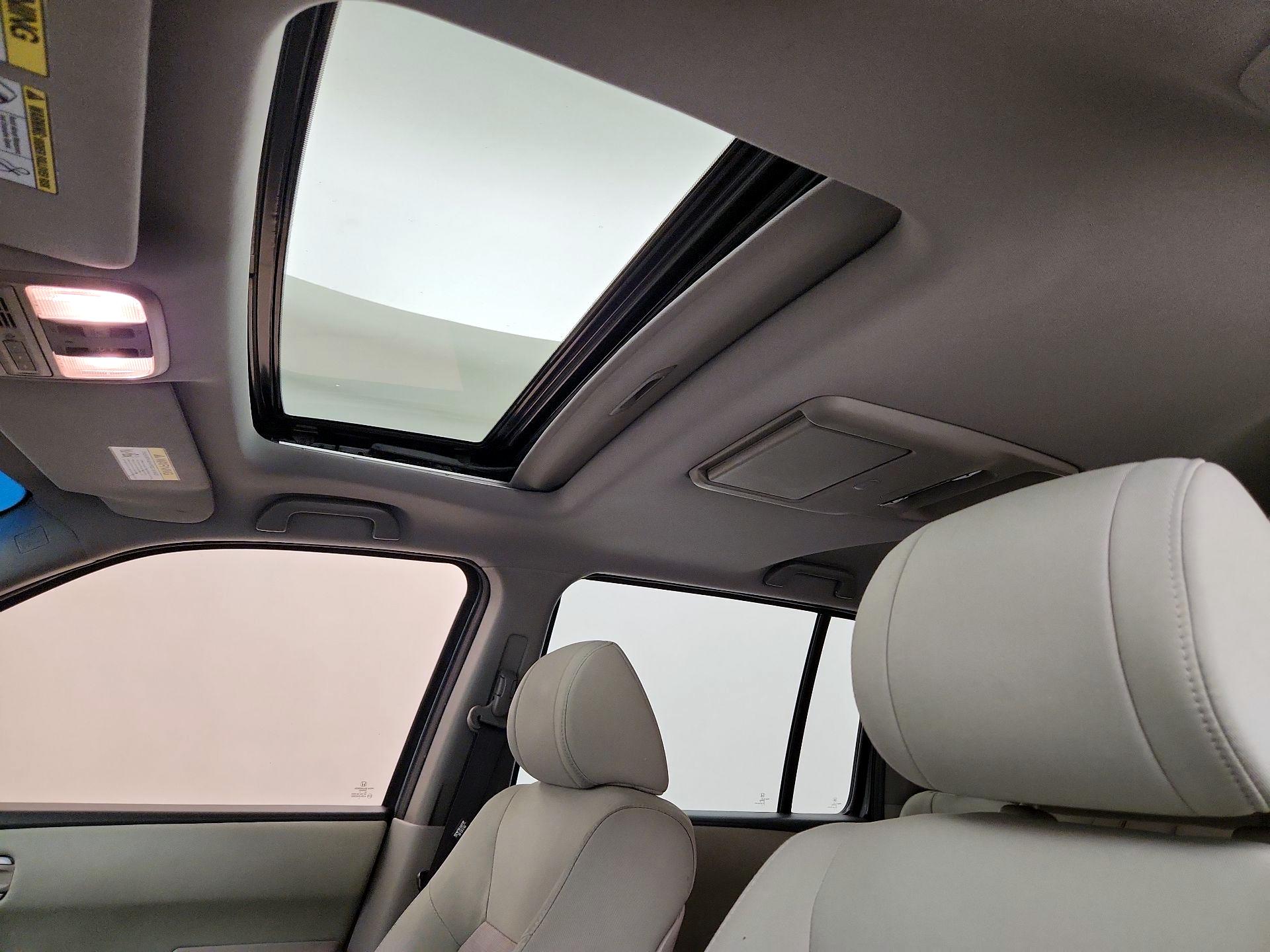 Thumbnail: 2015 Honda Pilot - 20