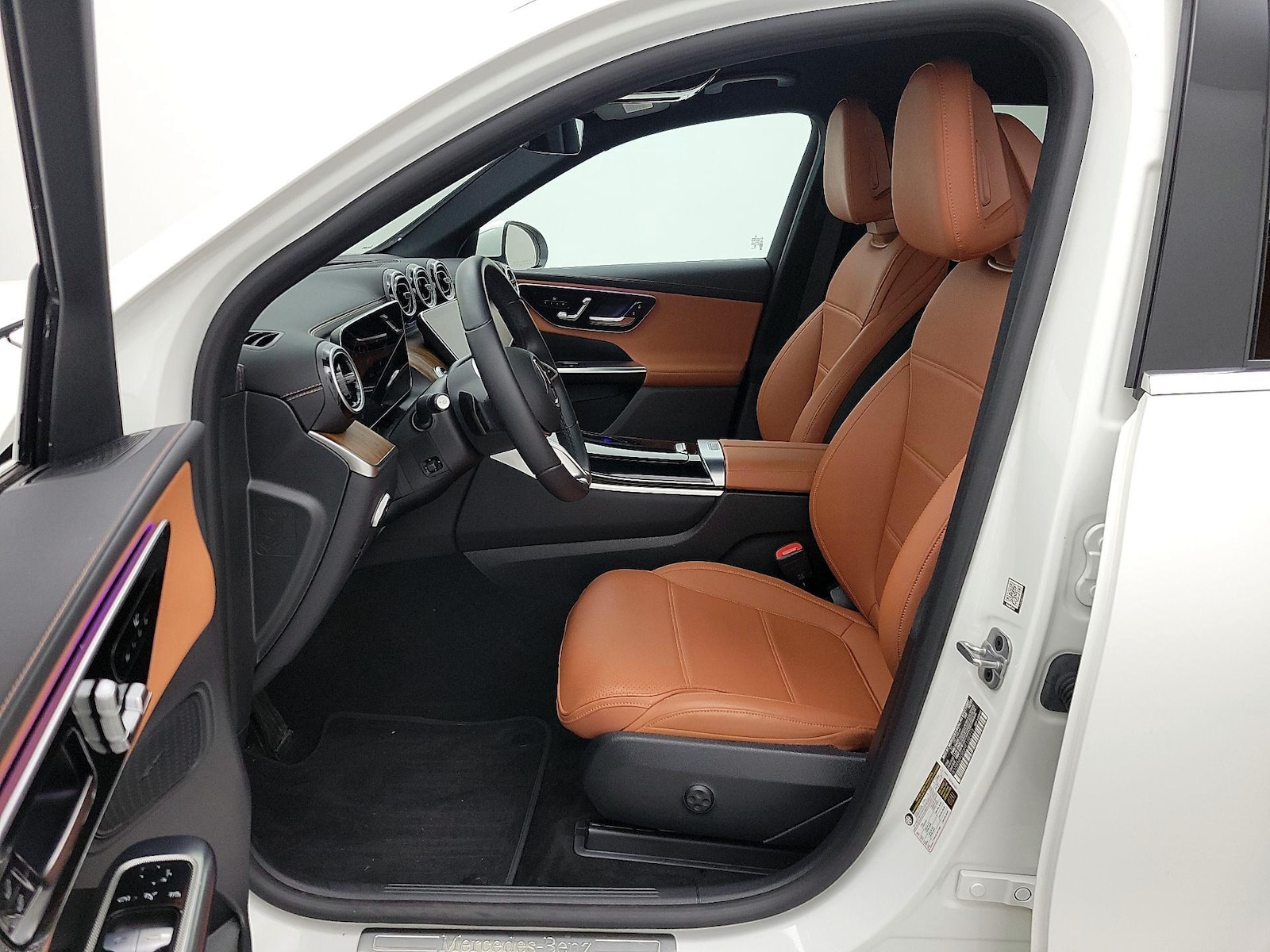 2024 Mercedes-Benz GLC GLC300 - Photo 12