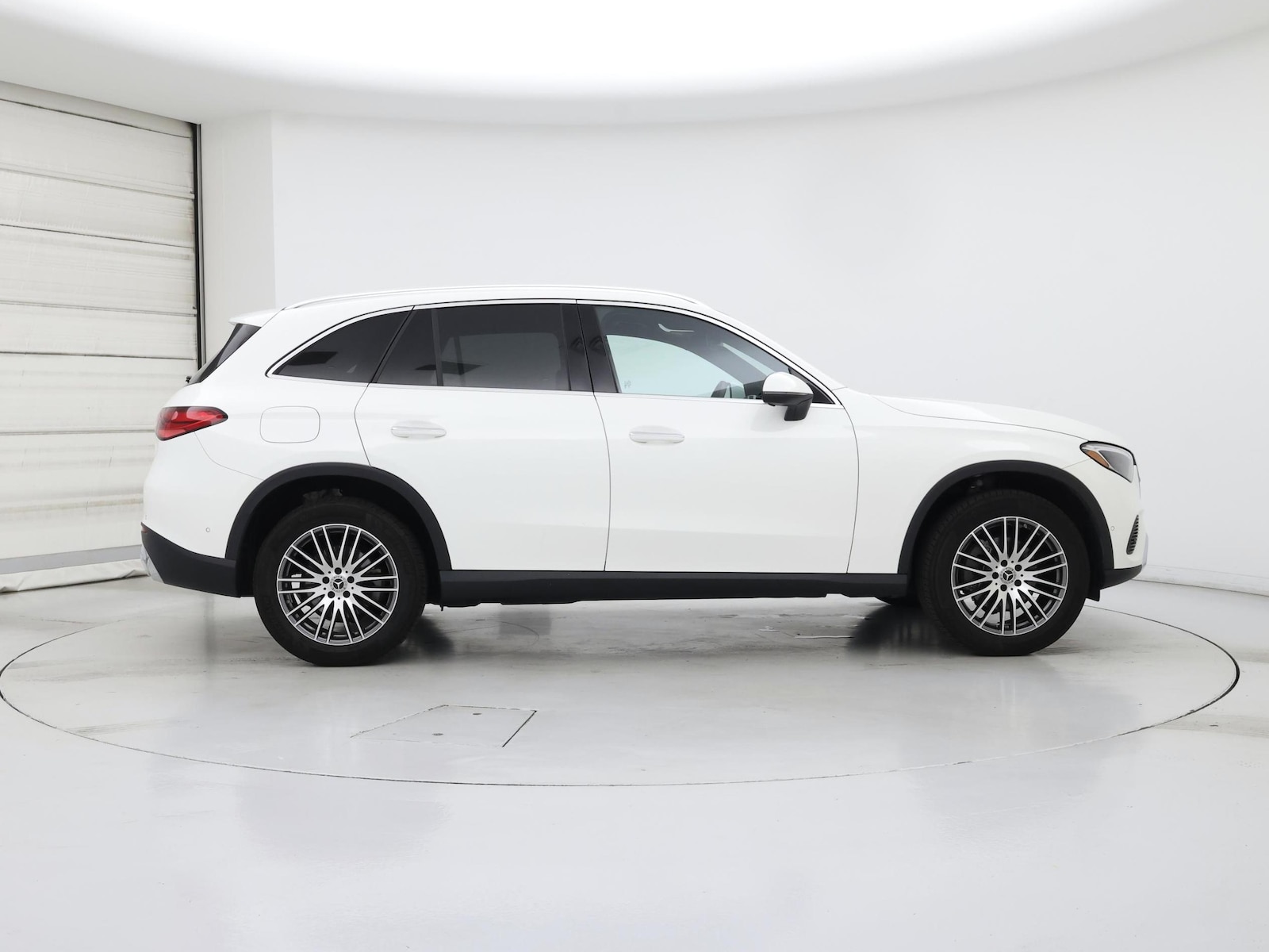 2024 Mercedes-Benz GLC GLC300 - Photo 8