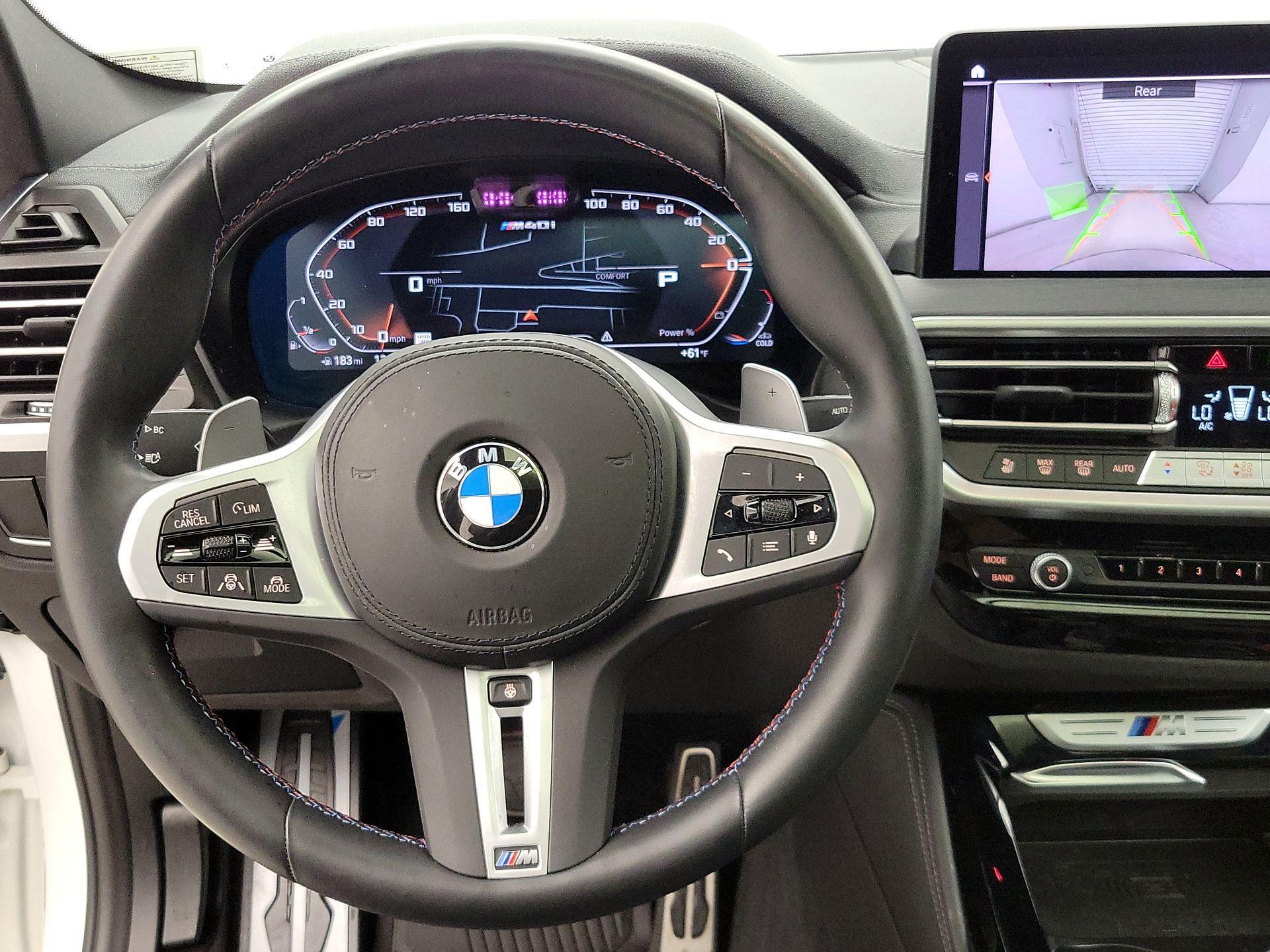 Thumbnail: 2023 BMW X4 - 10