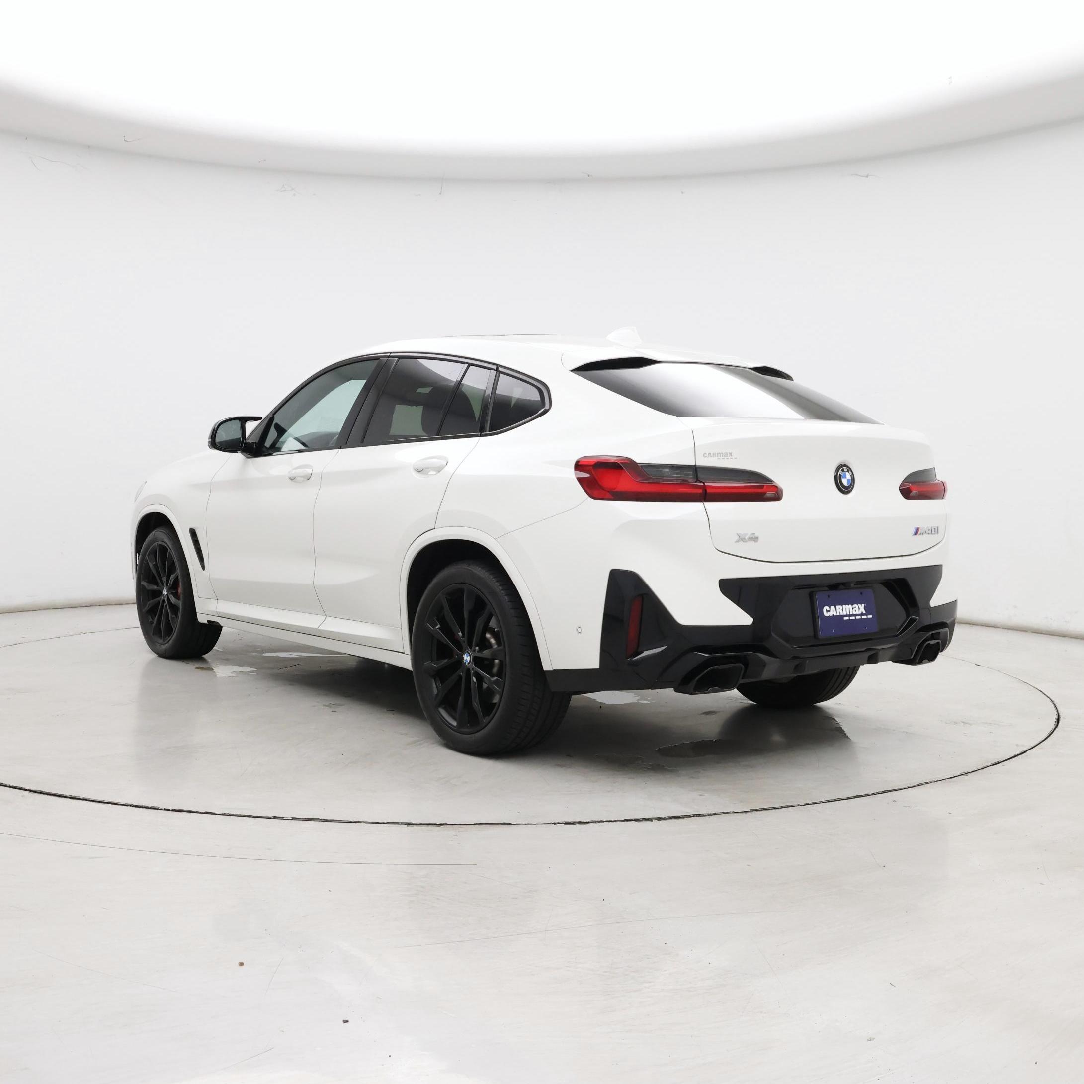 Thumbnail: 2023 BMW X4 - 2