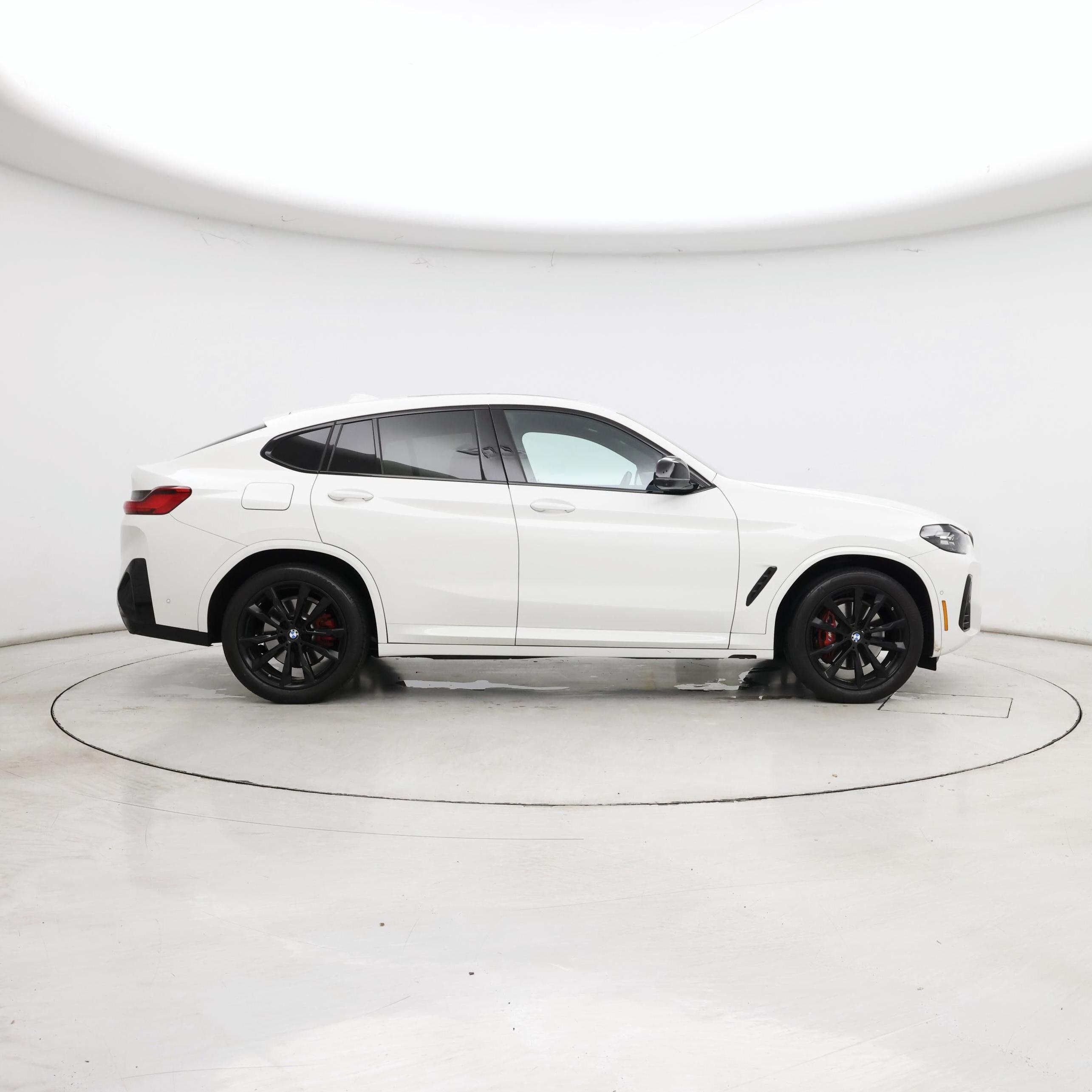 Thumbnail: 2023 BMW X4 - 7