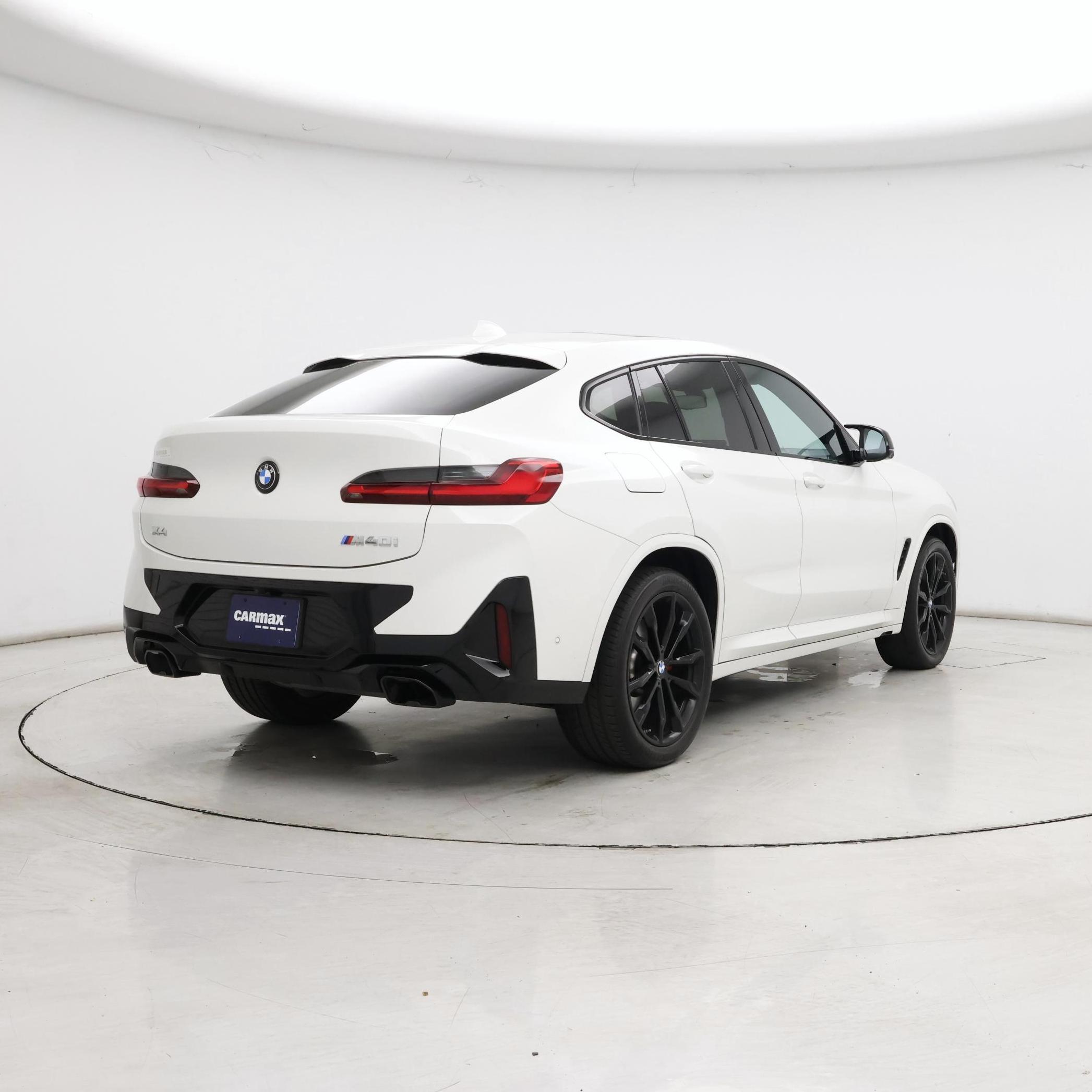 Thumbnail: 2023 BMW X4 - 8
