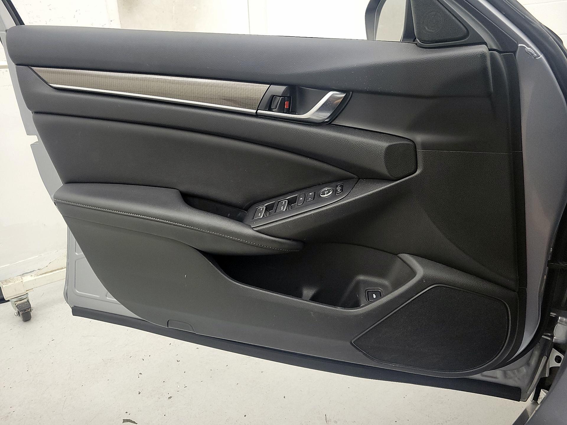 Thumbnail: 2020 Honda Accord - 12